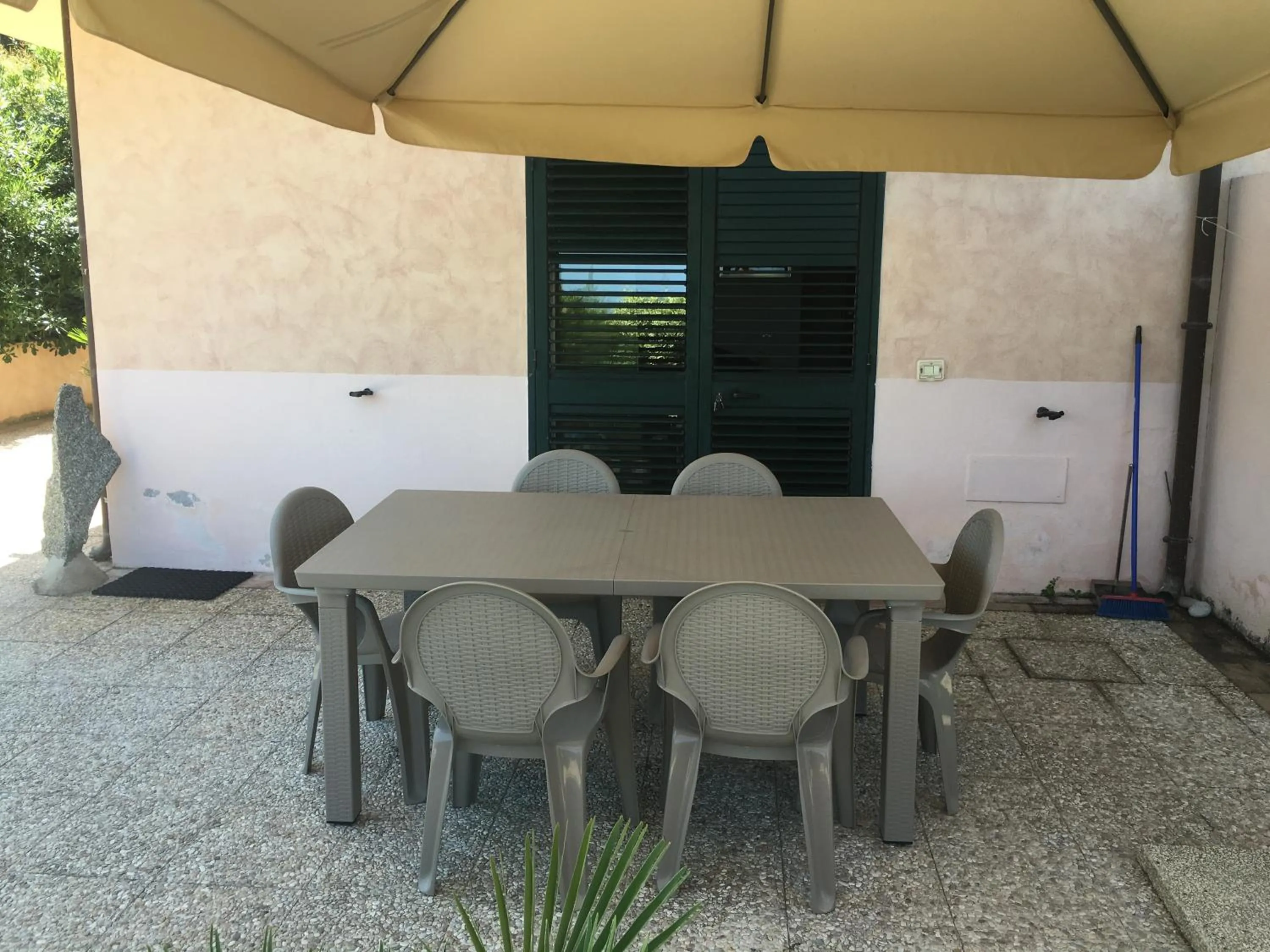 Patio in Residence Floritalia - Ricarica auto elettriche