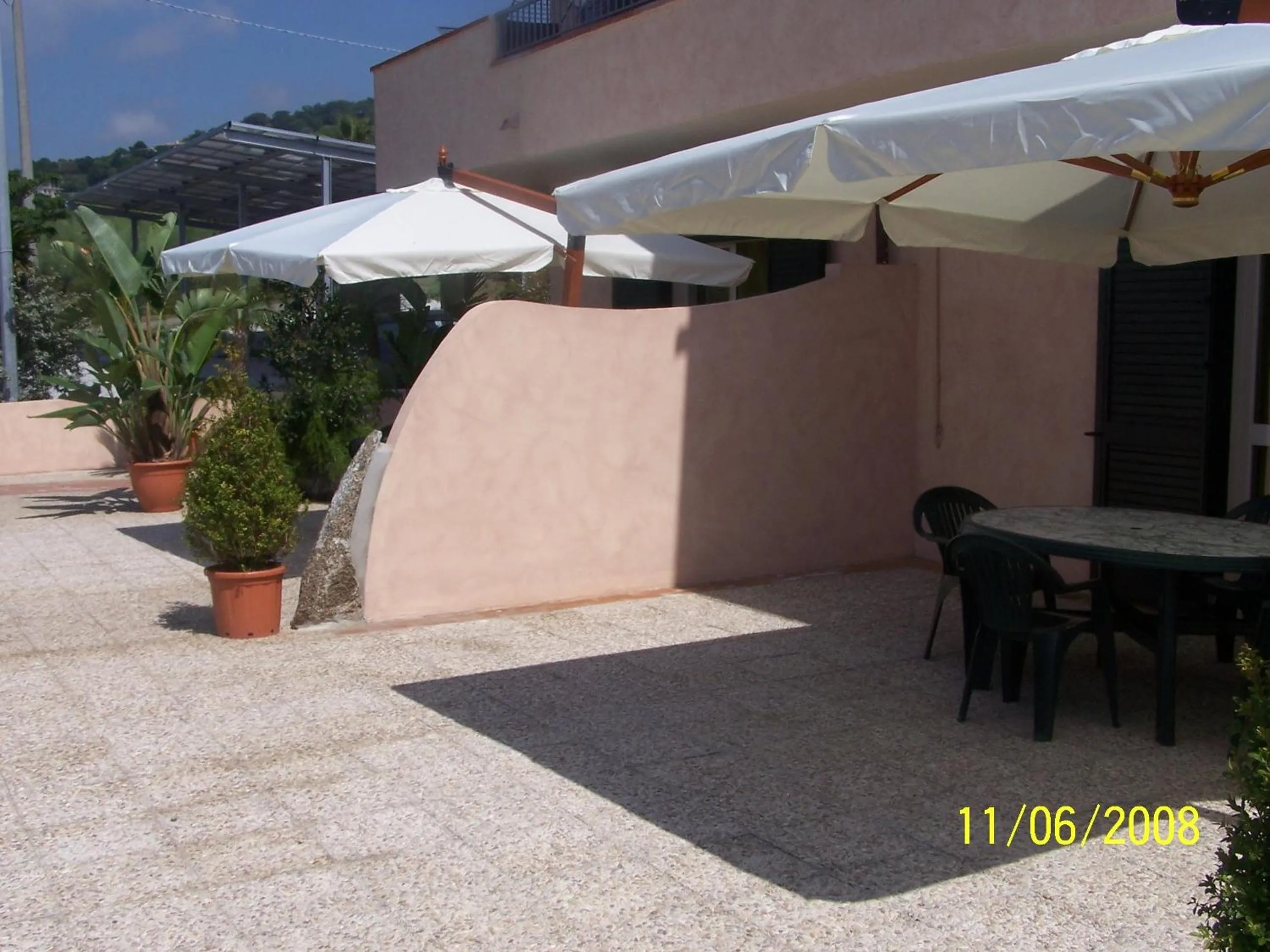 Patio in Residence Floritalia - Ricarica auto elettriche