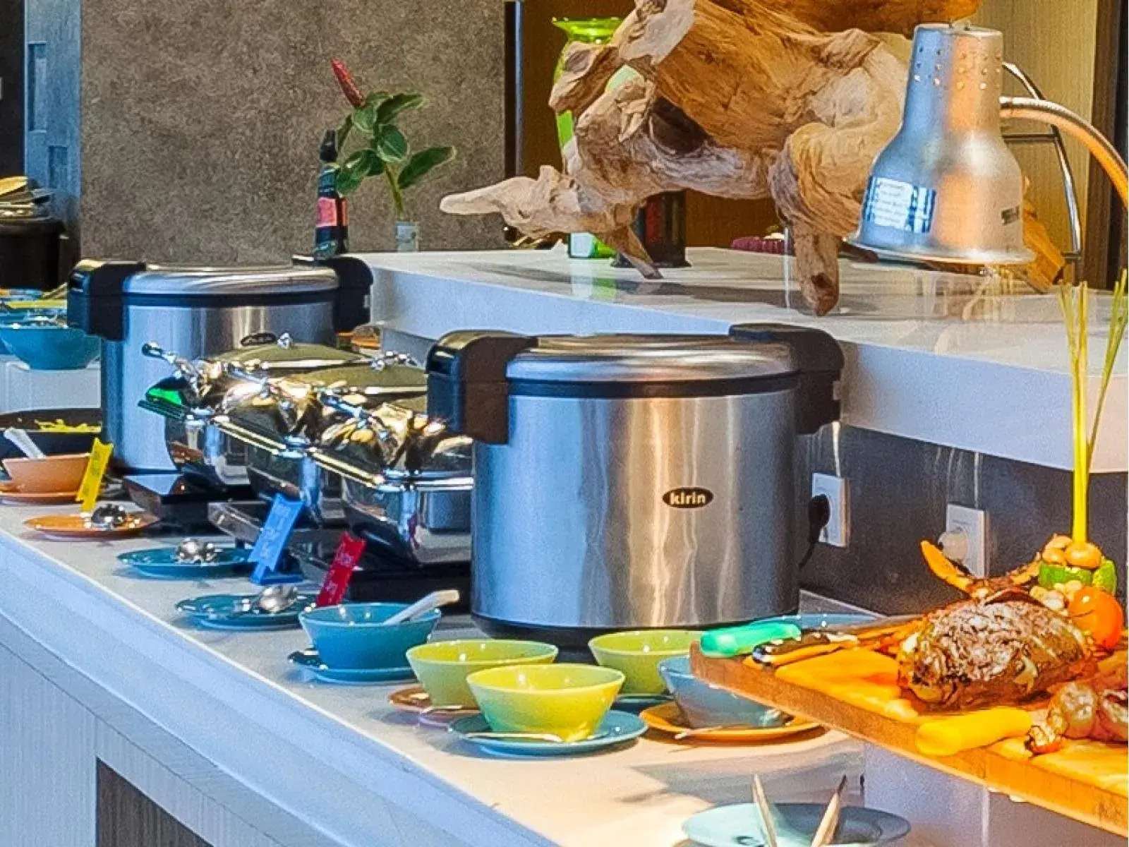 Restaurant/places to eat in The Southern Hotel Surabaya Restaurant/places to eat in The Southern Hotel Surabaya