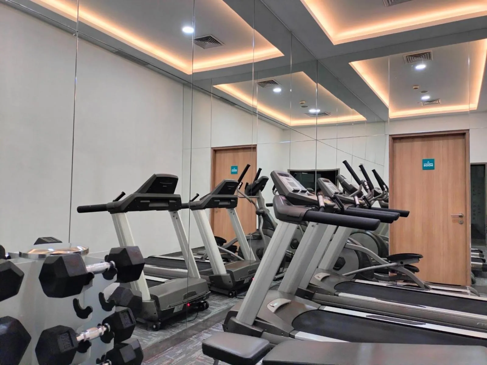 Fitness centre/facilities in The Southern Hotel Surabaya