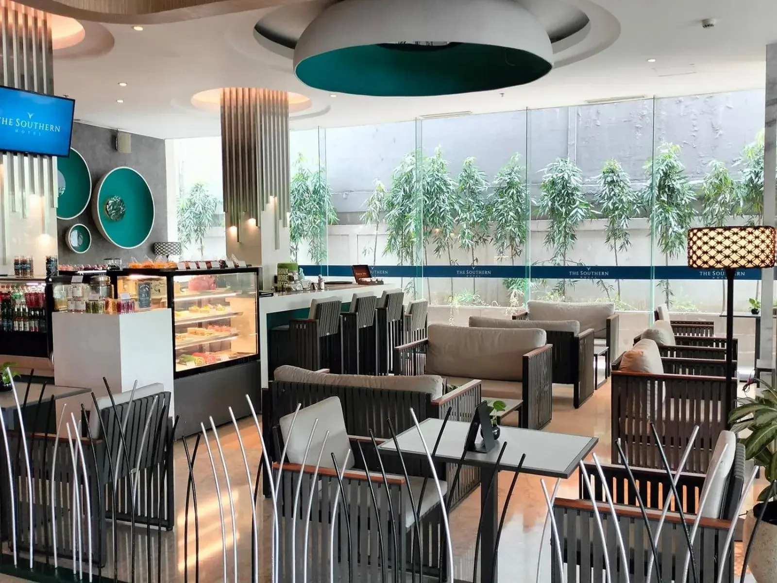 Lobby or reception in The Southern Hotel Surabaya Lobby or reception in The Southern Hotel Surabaya