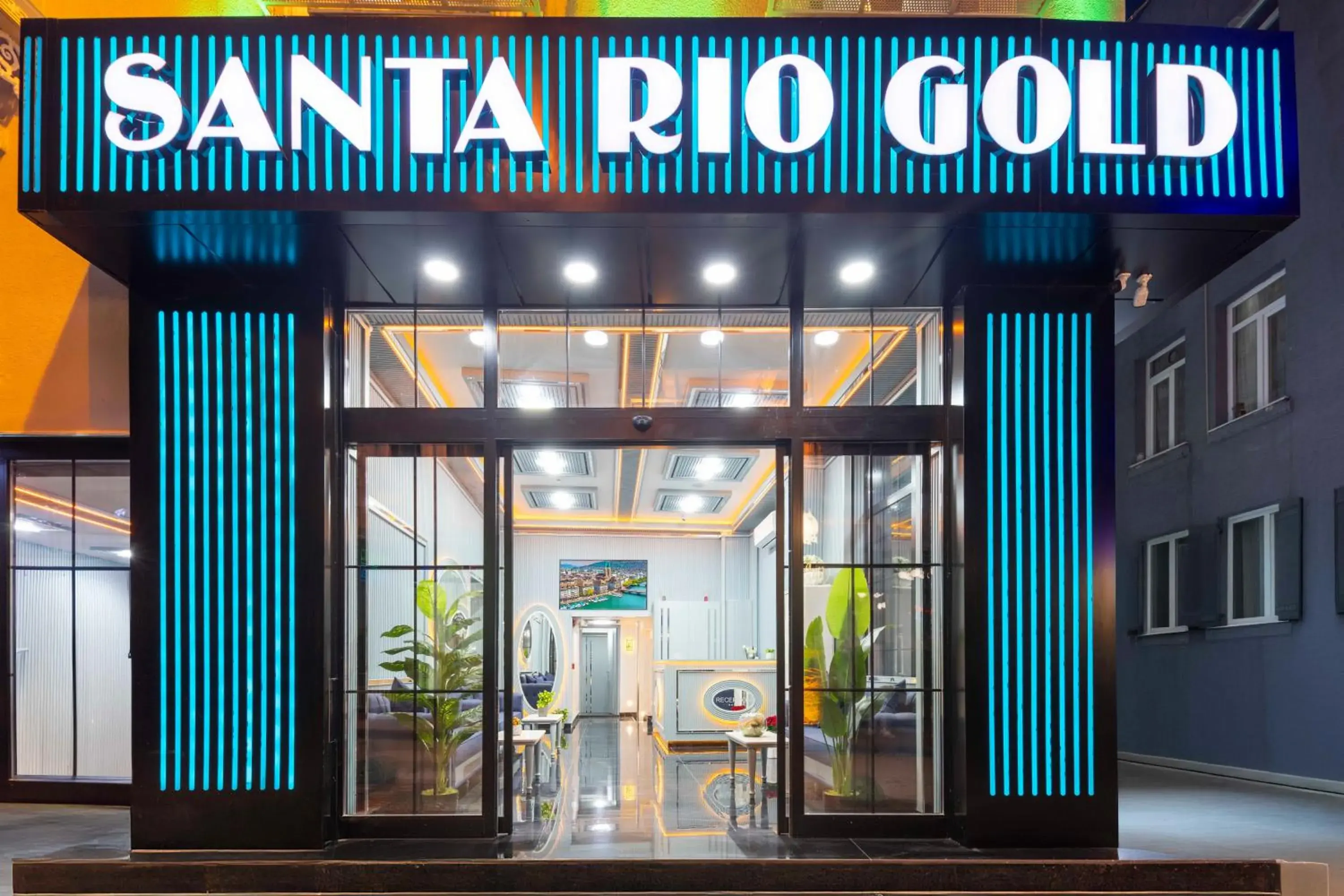 Property building in Santa Rio Gold Taxim Hotel Property building in Santa Rio Gold Taxim Hotel