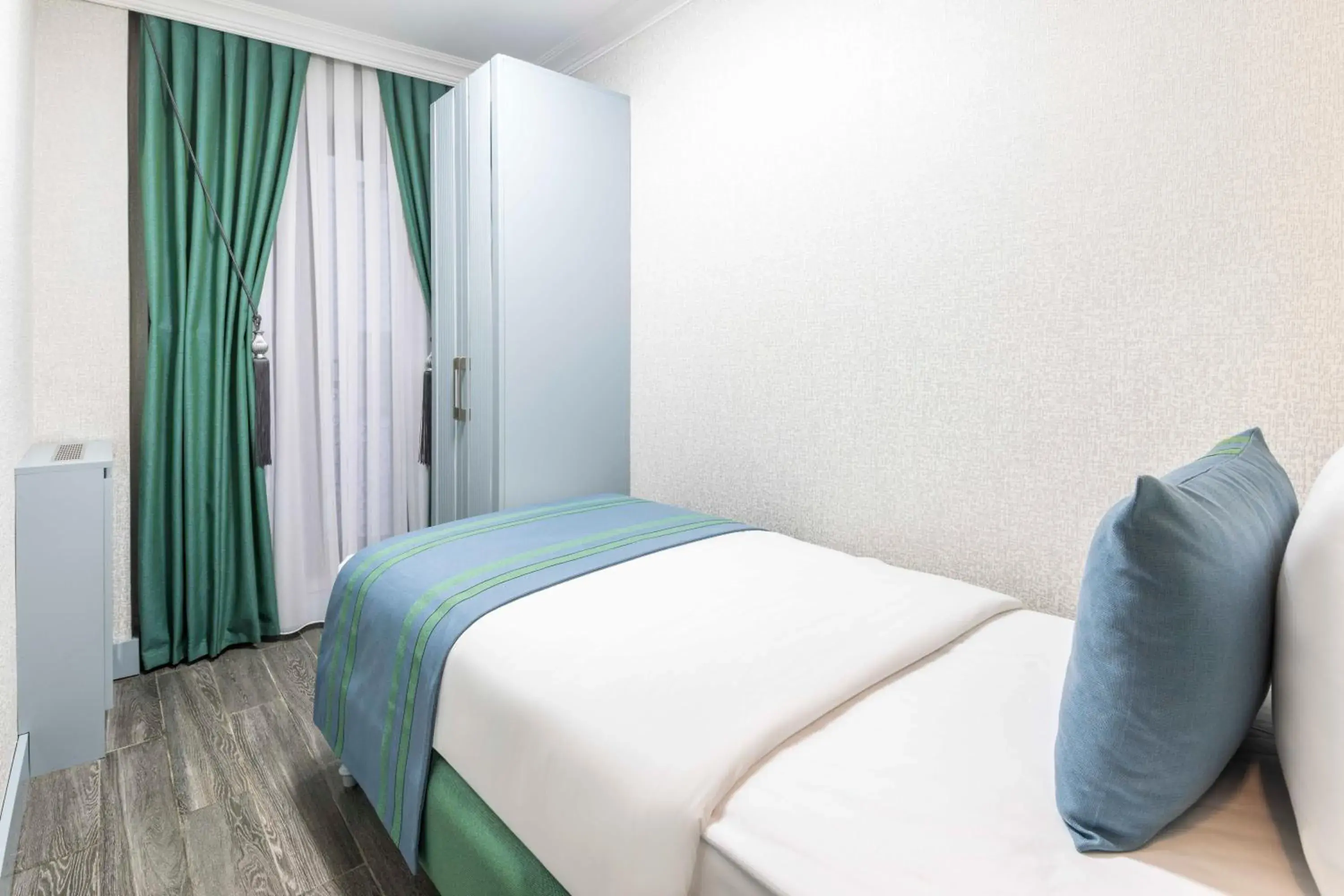 Bedroom, Bed in Santa Rio Gold Taxim Hotel Bedroom, Bed in Santa Rio Gold Taxim Hotel