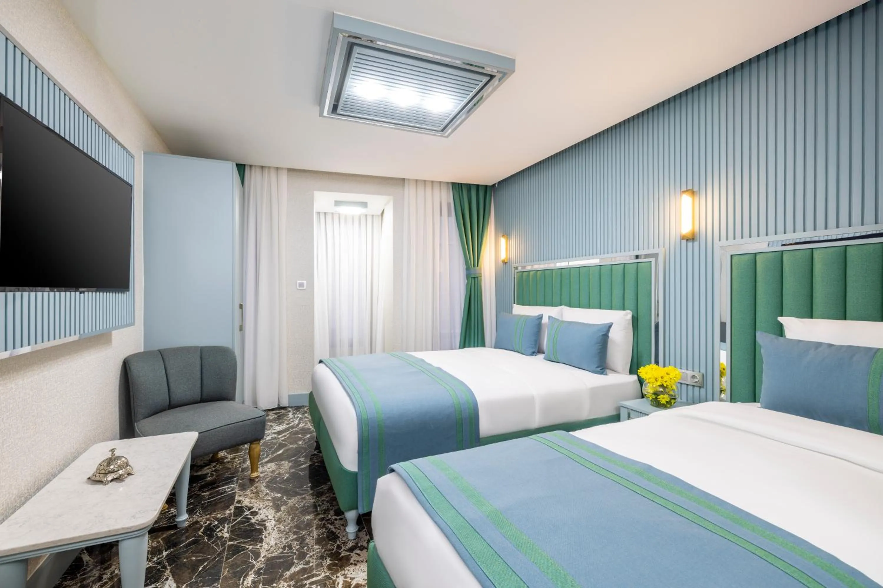 Bed in Santa Rio Gold Taxim Hotel