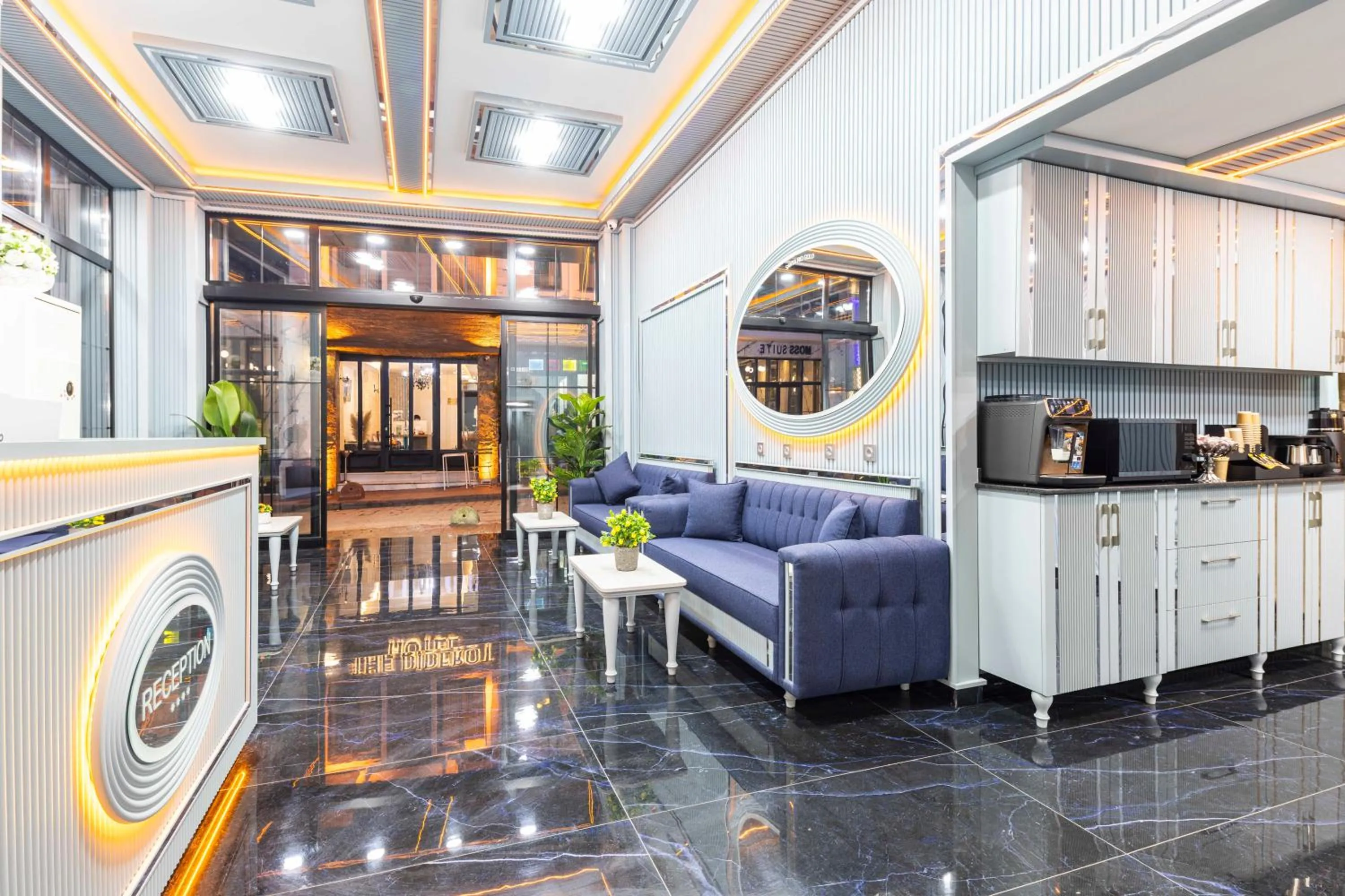 Lobby or reception in Santa Rio Gold Taxim Hotel