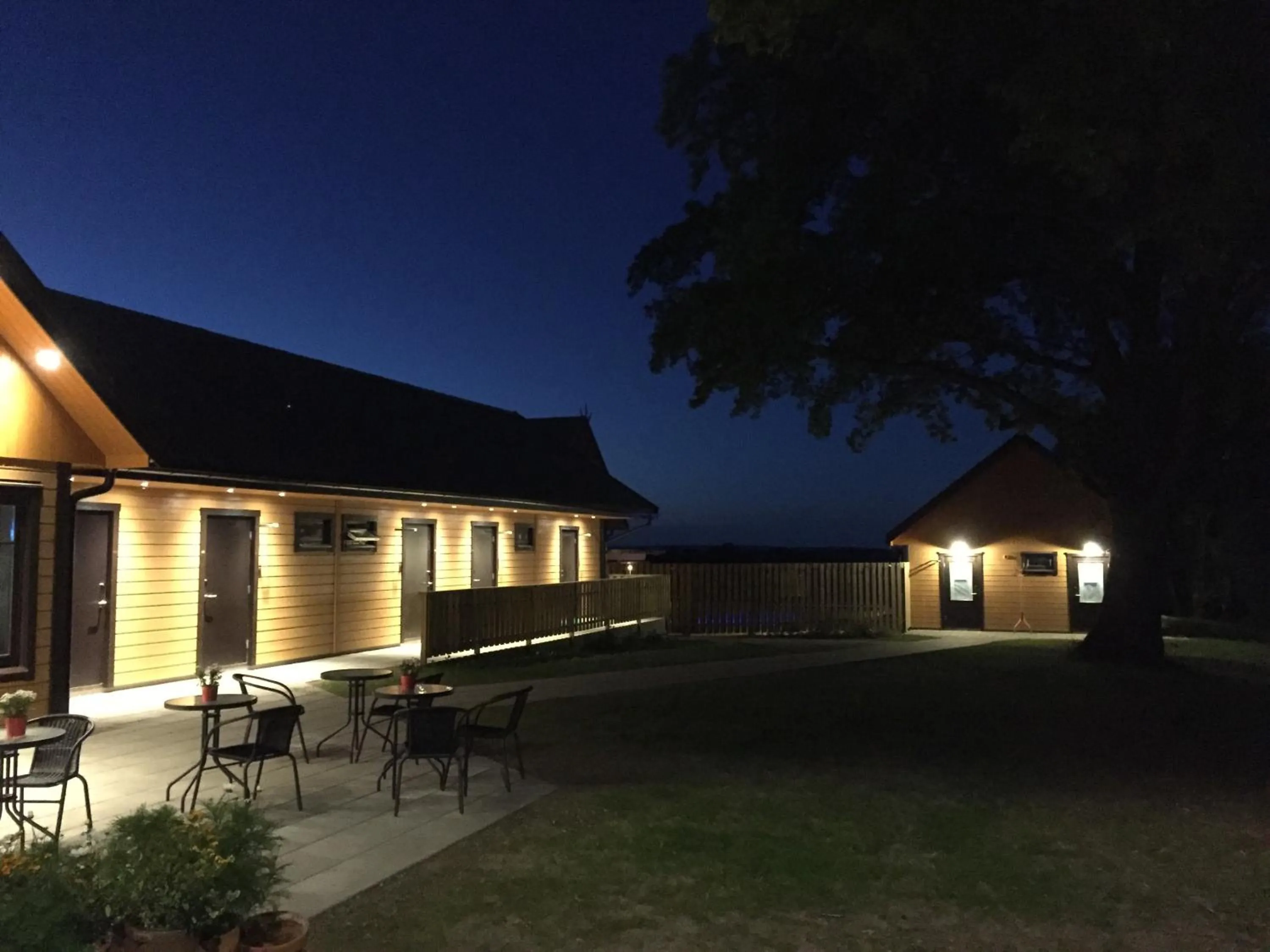 Facade/entrance in Stenholmens Gårdshotell