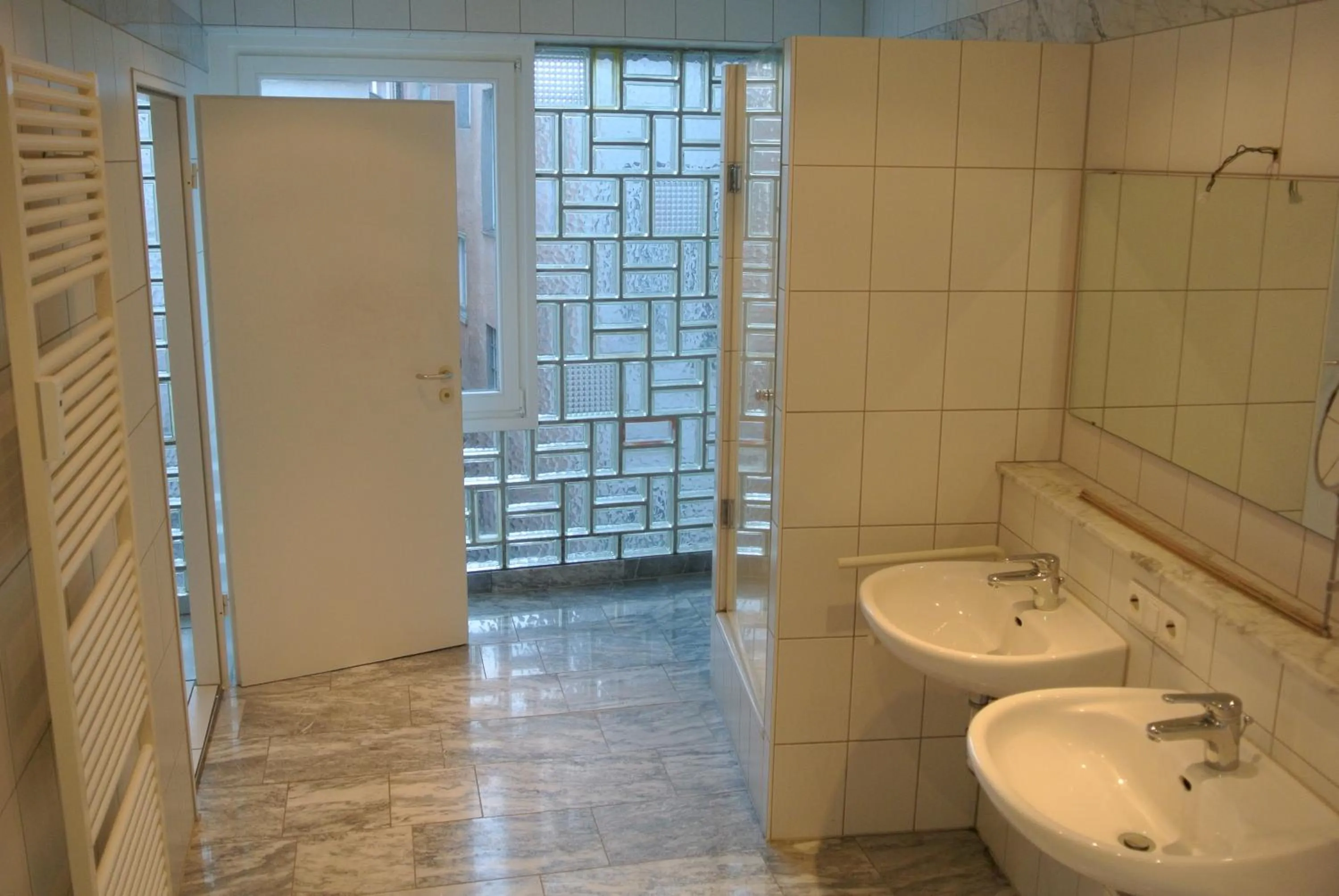 Bathroom in Gasthof Kreuz