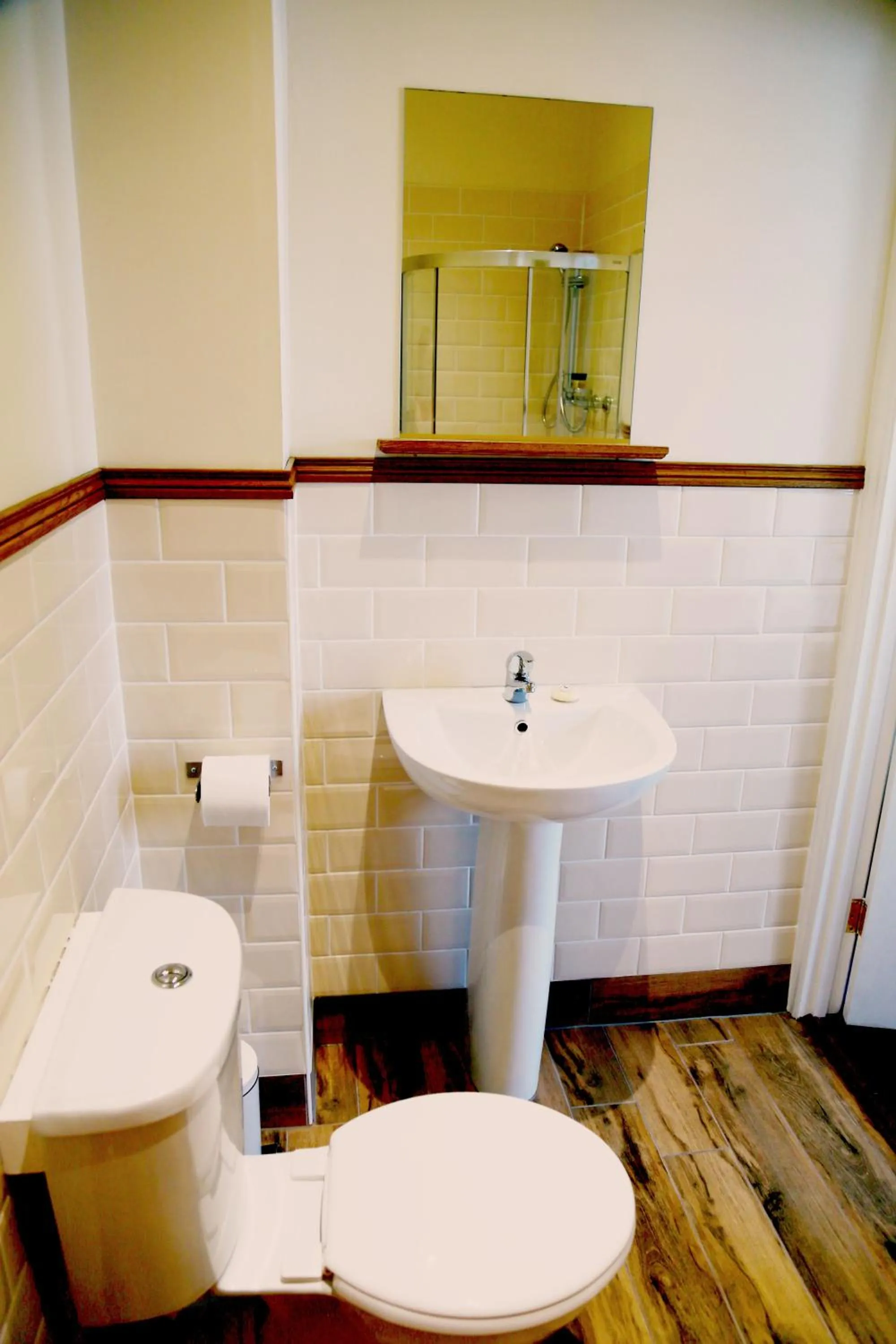 Bathroom in Number 8 The Townhouse