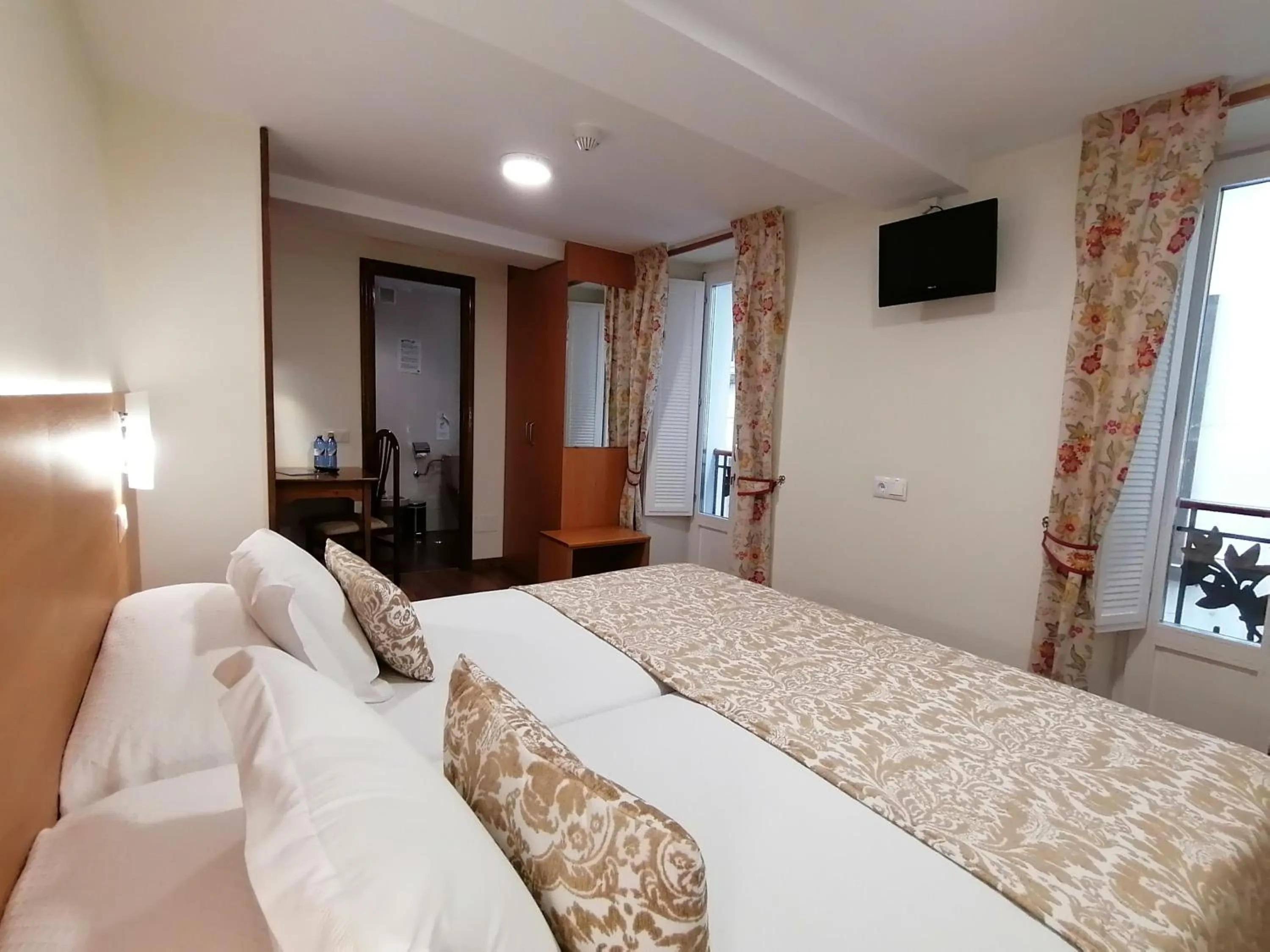 Bed in Hostal Anosa Casa