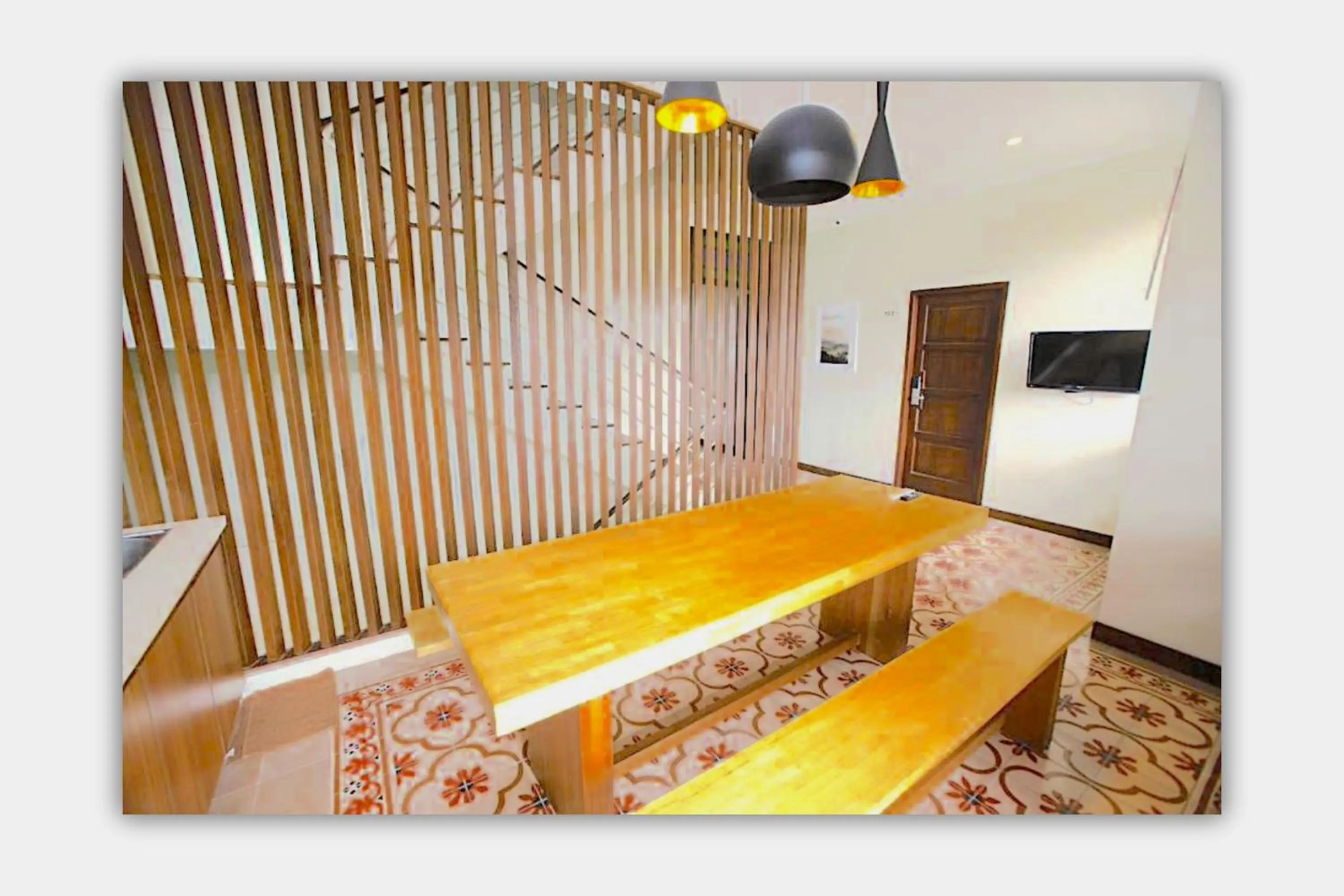 TV and multimedia in Rumah Kandjani By Makati