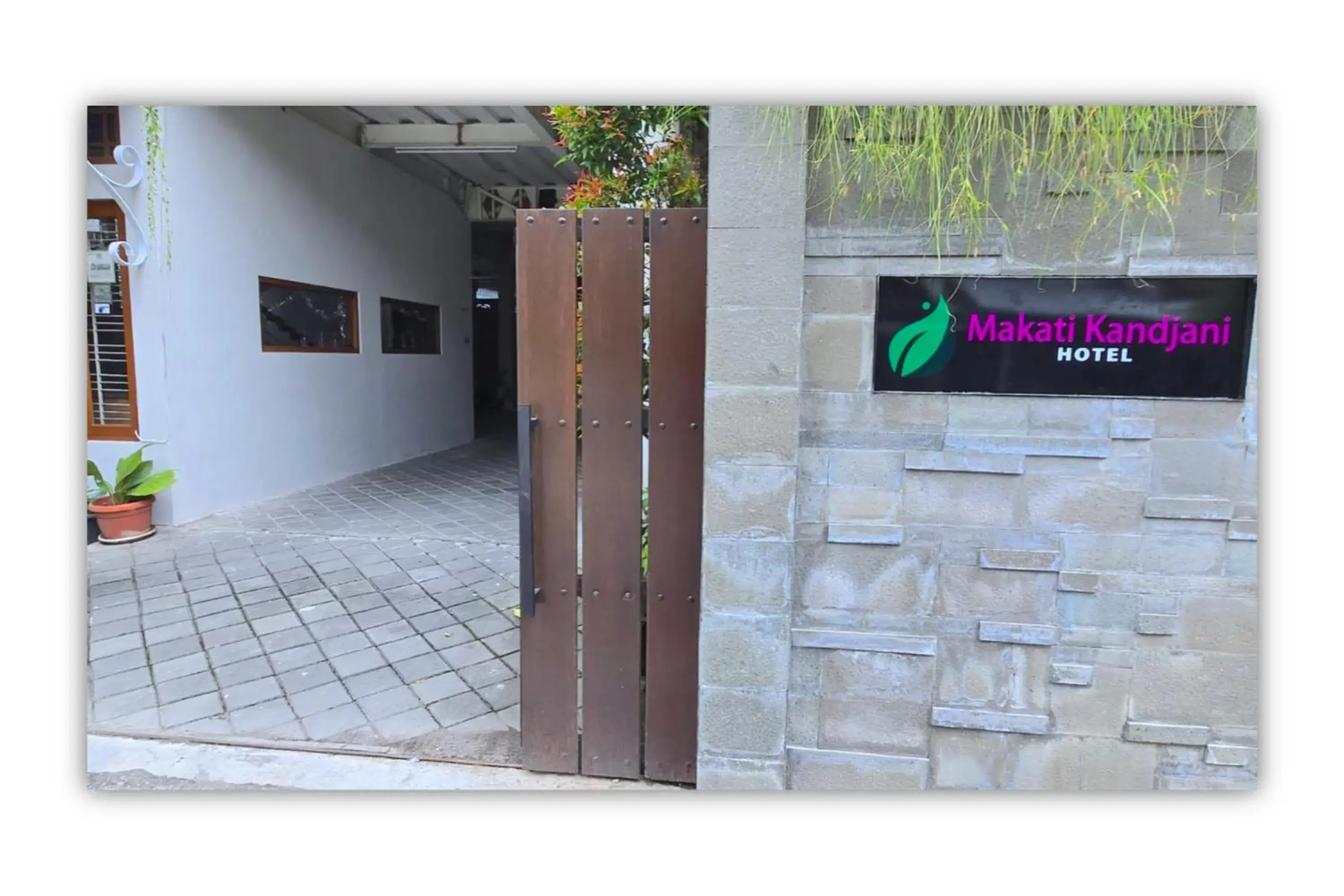 Property building in Rumah Kandjani By Makati Property building in Rumah Kandjani By Makati