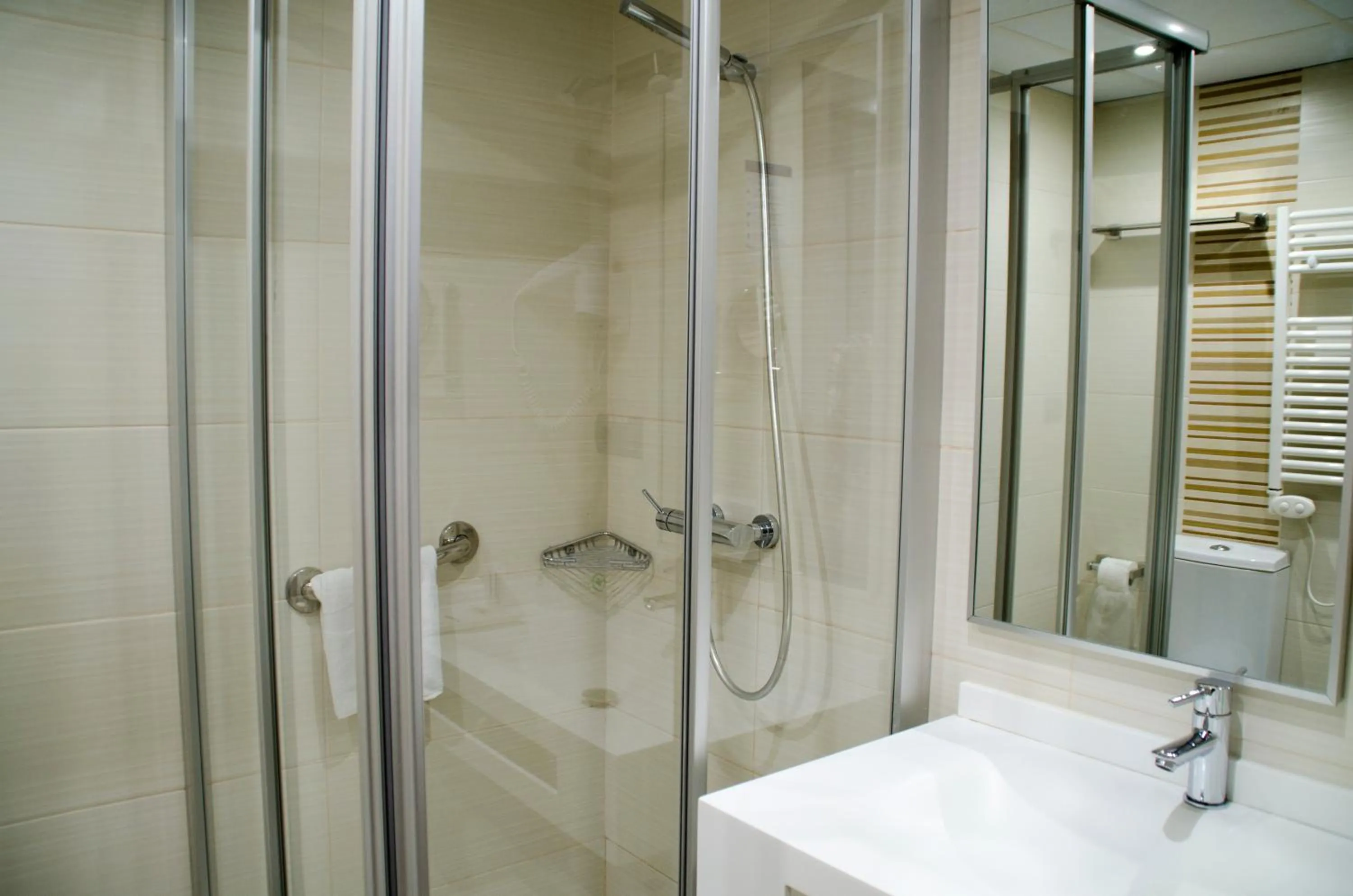 Toilet in Hotel Porto Calpe