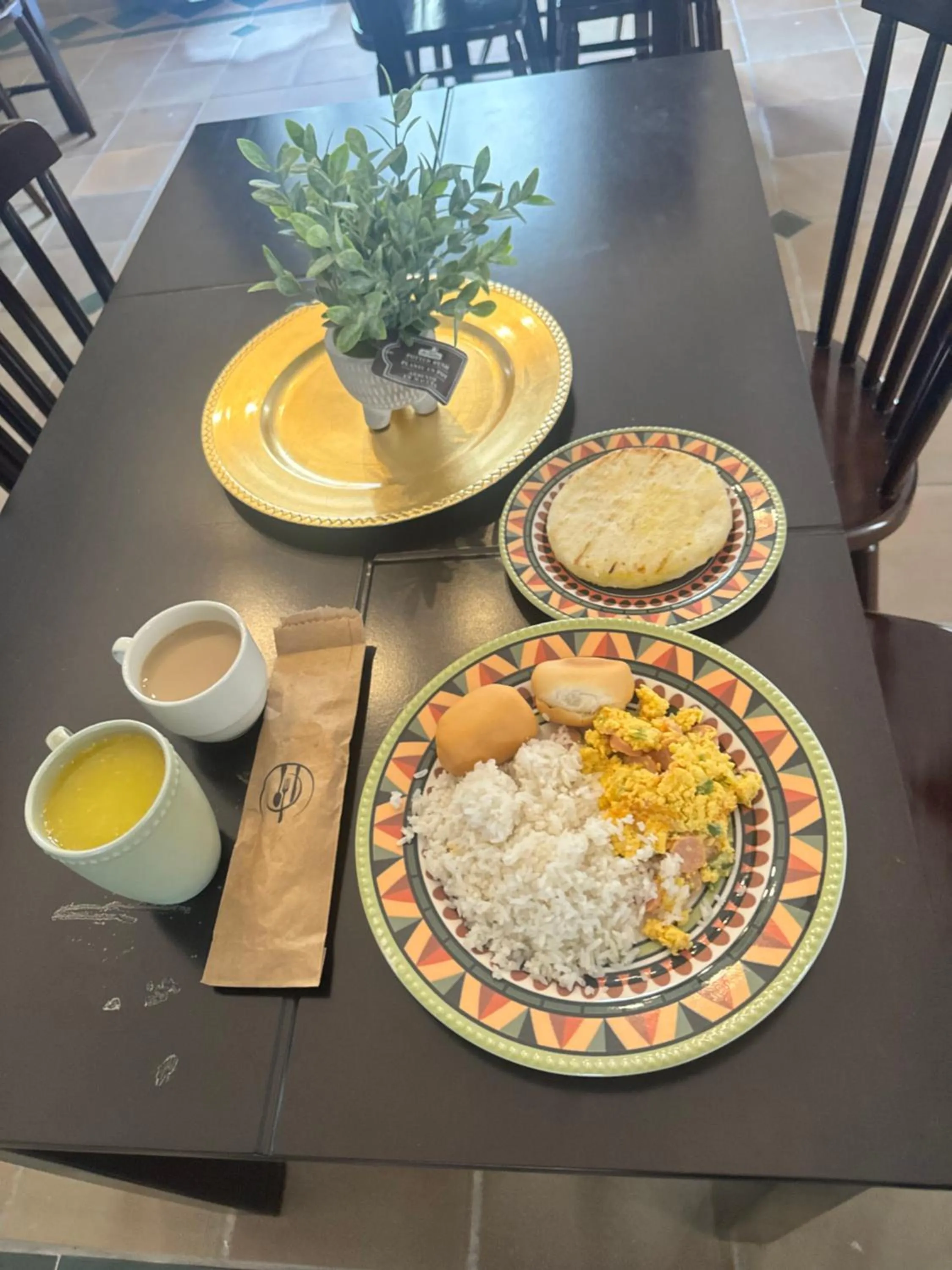 Breakfast in Hotel Boulevard del Río