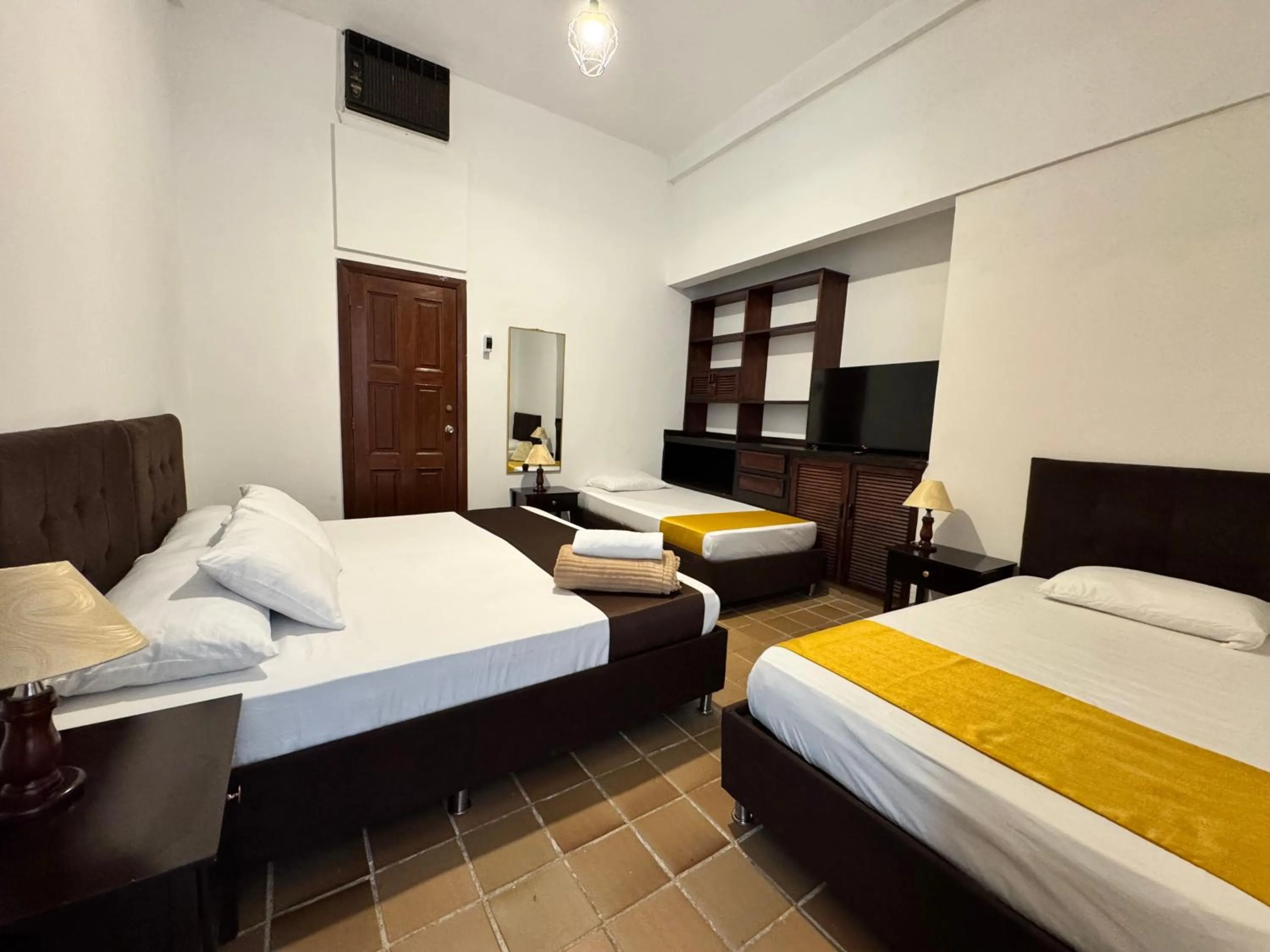 TV and multimedia, Bed in Hotel Boulevard del Río