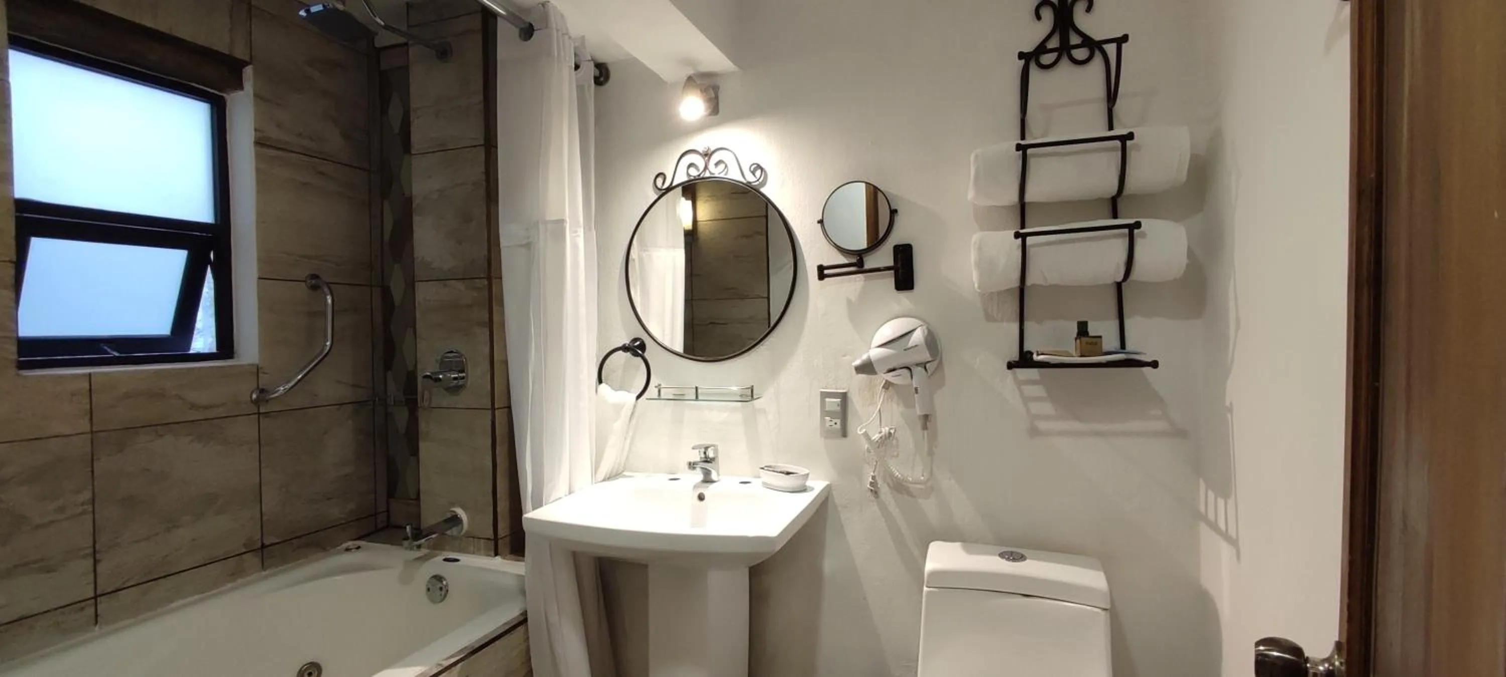 Bathroom in Hotel Grand Maria