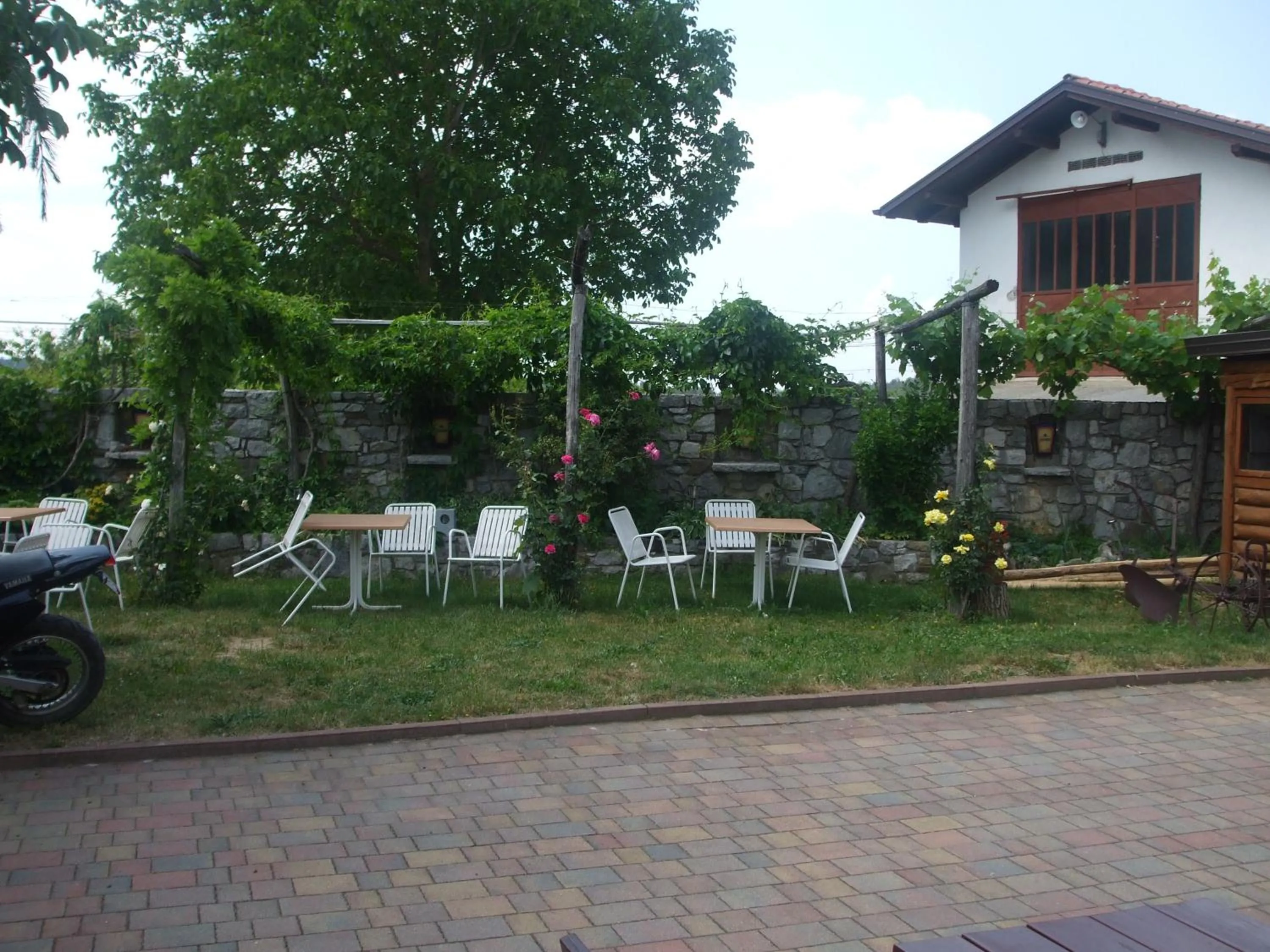 Garden in Osterija Na Planinci