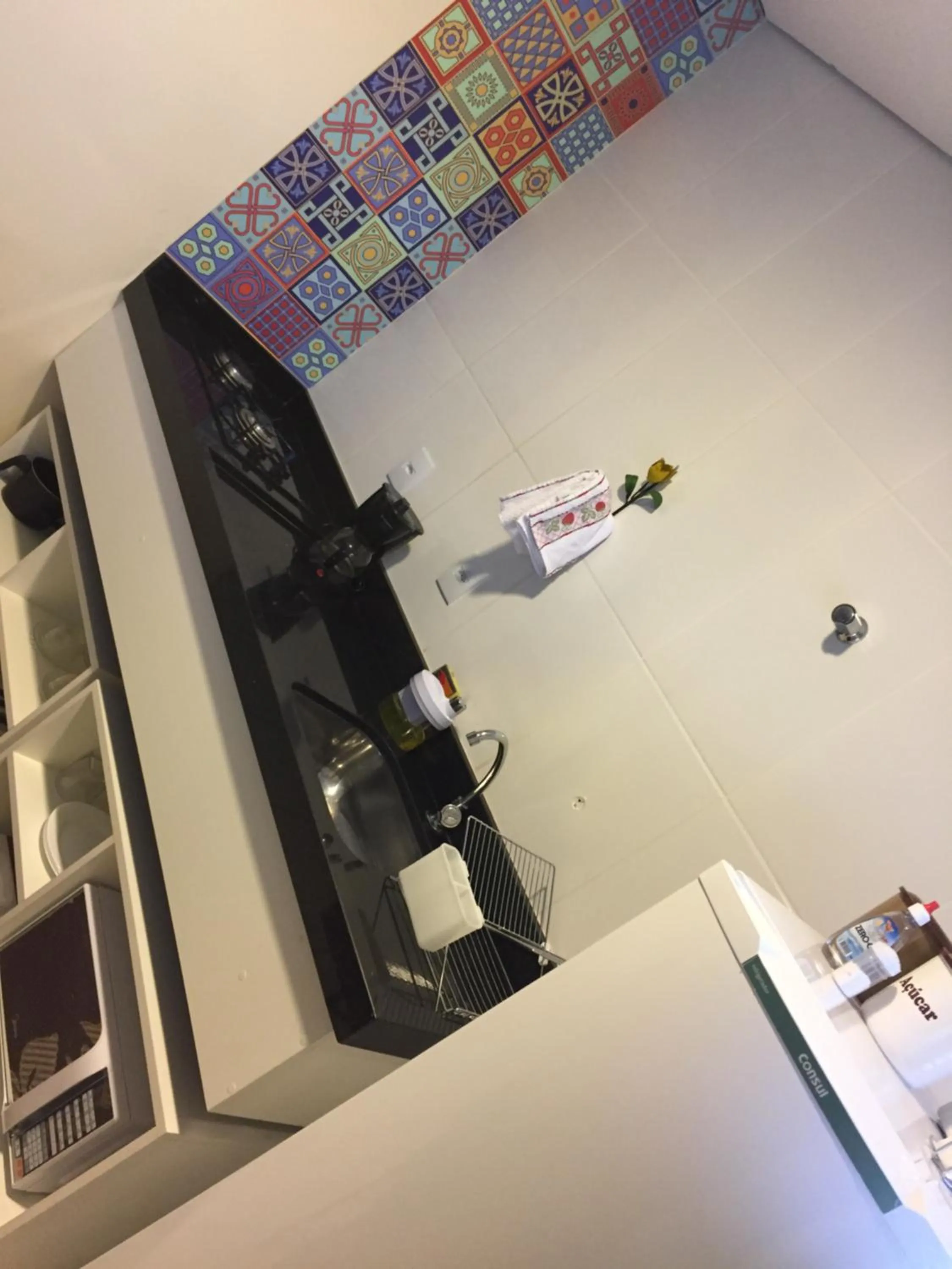 Kitchen or kitchenette in Flor Que Ri - Flats Mobiliados na Melhor Localização