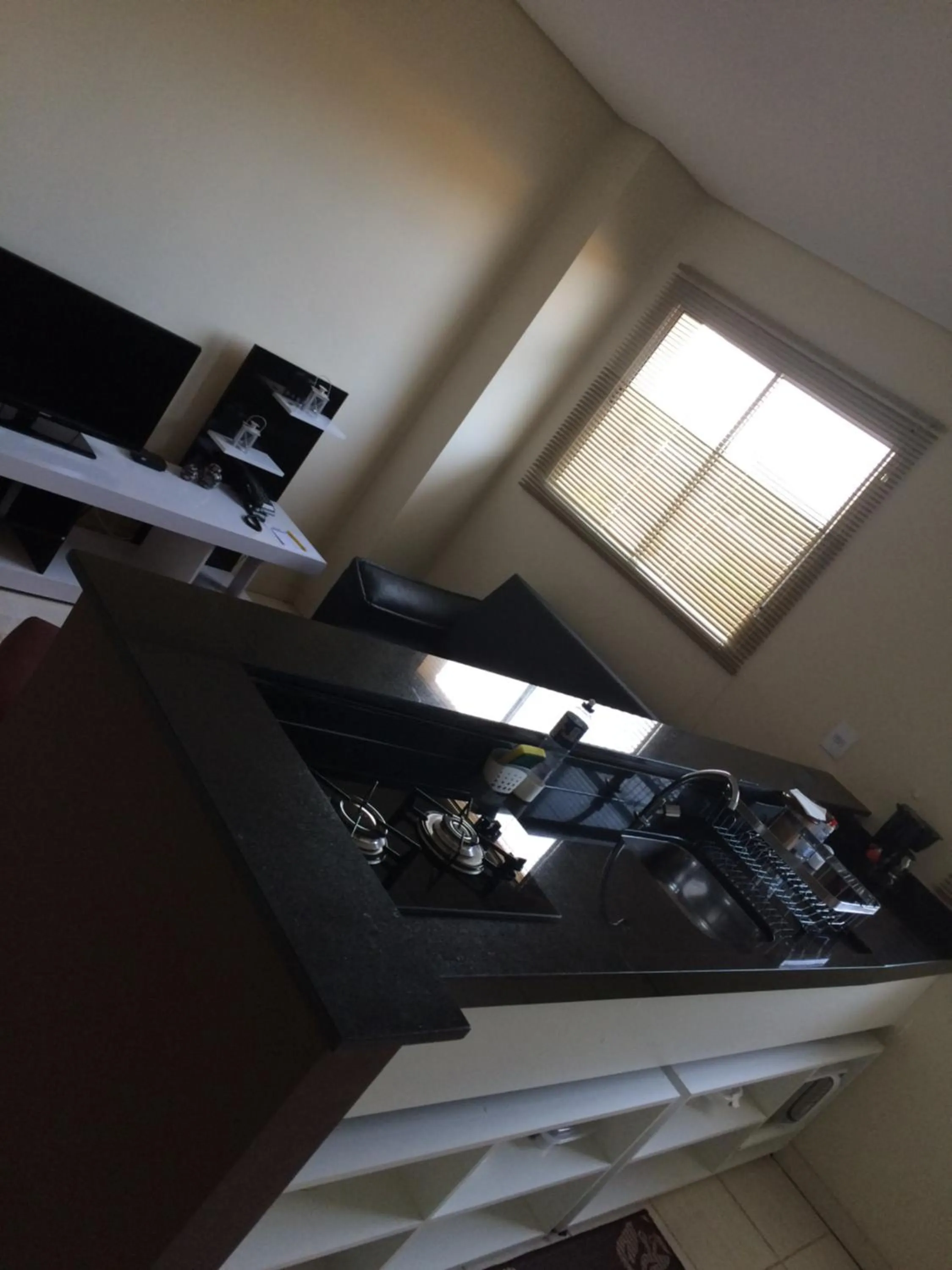 Kitchen or kitchenette in Flor Que Ri - Flats Mobiliados na Melhor Localização