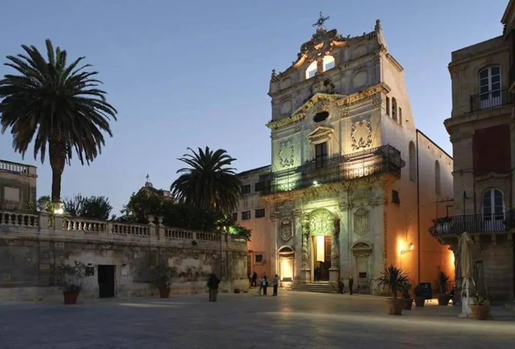 Place of worship in Riccio di Mare - Large and bright flat on the sea