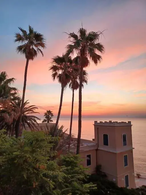 Riccio di Mare - Large and bright flat on the sea Riccio di Mare - Large and bright flat on the sea