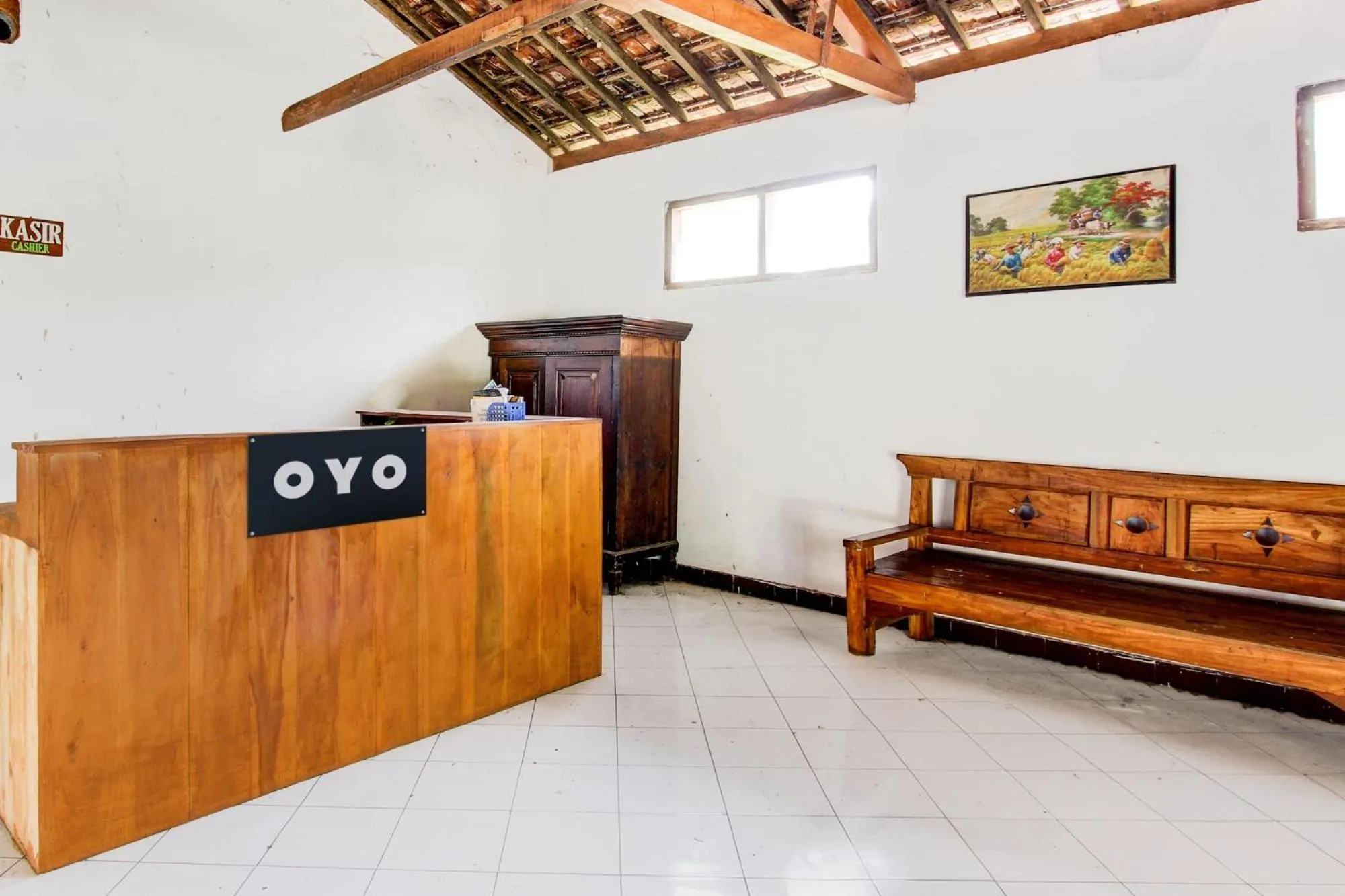 Lobby or reception in Hotel O Joglo Menoreh Resto & Homestay