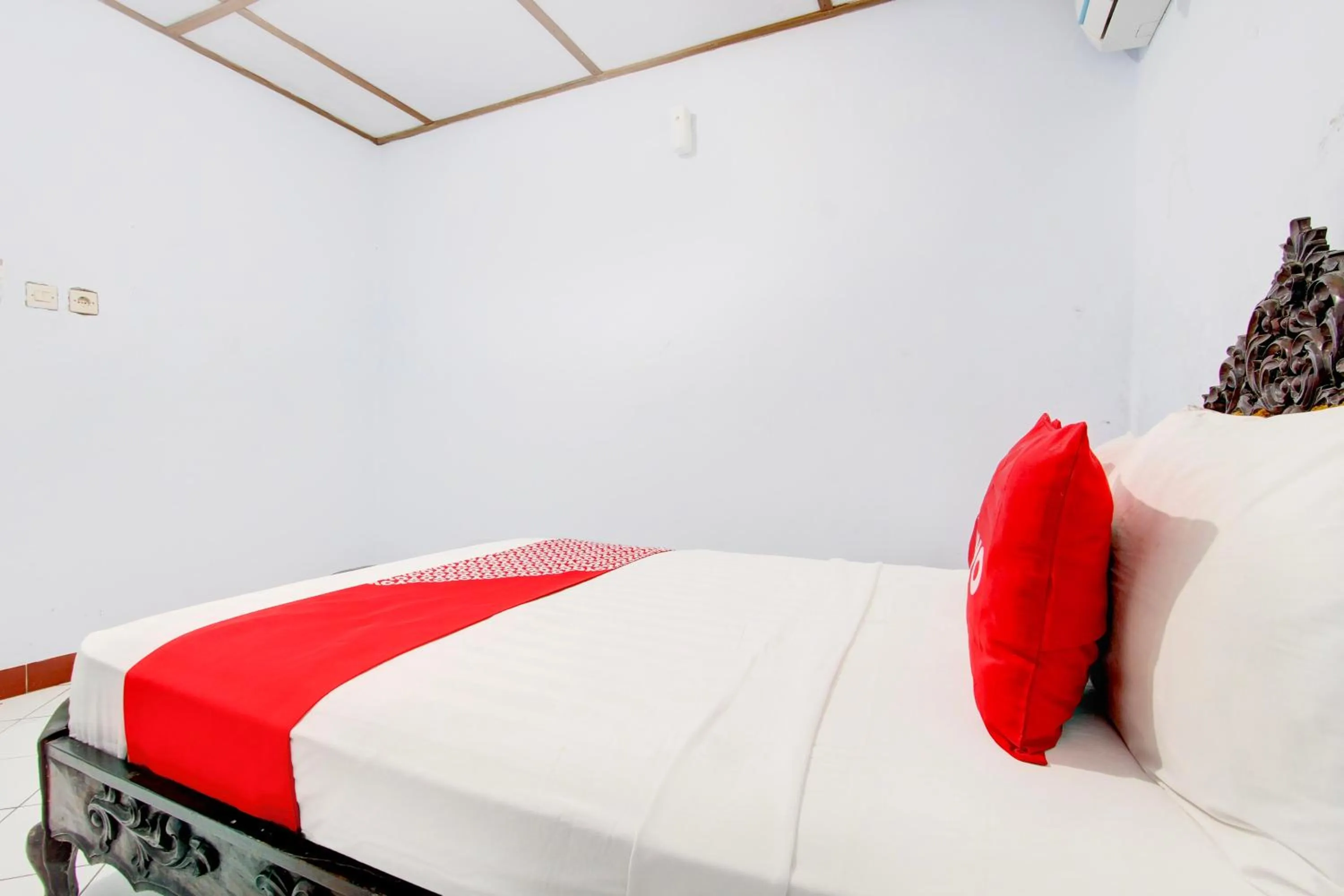 Bedroom, Bed in Hotel O Joglo Menoreh Resto & Homestay