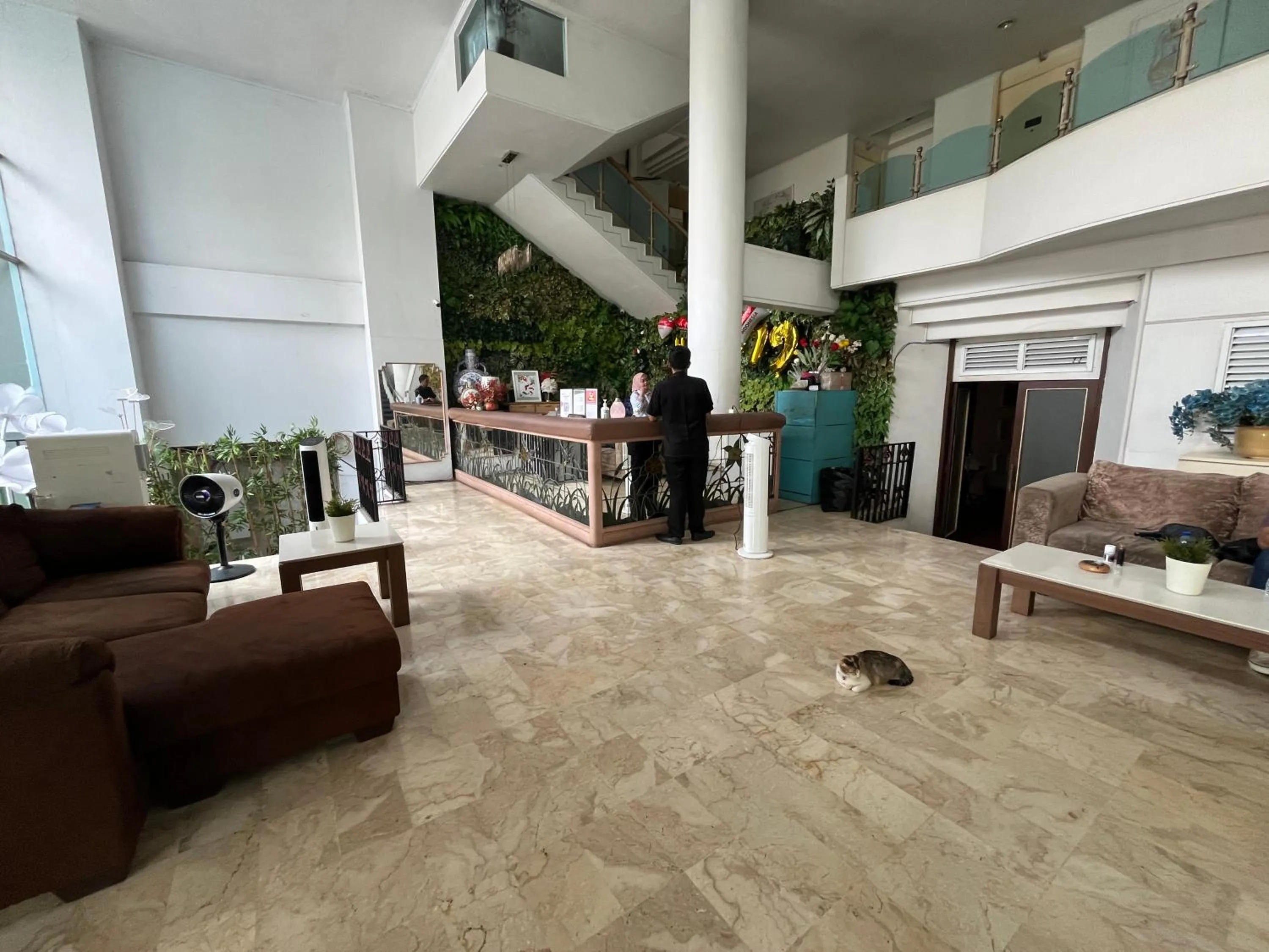 Lobby or reception in Hotel O Kebayoran