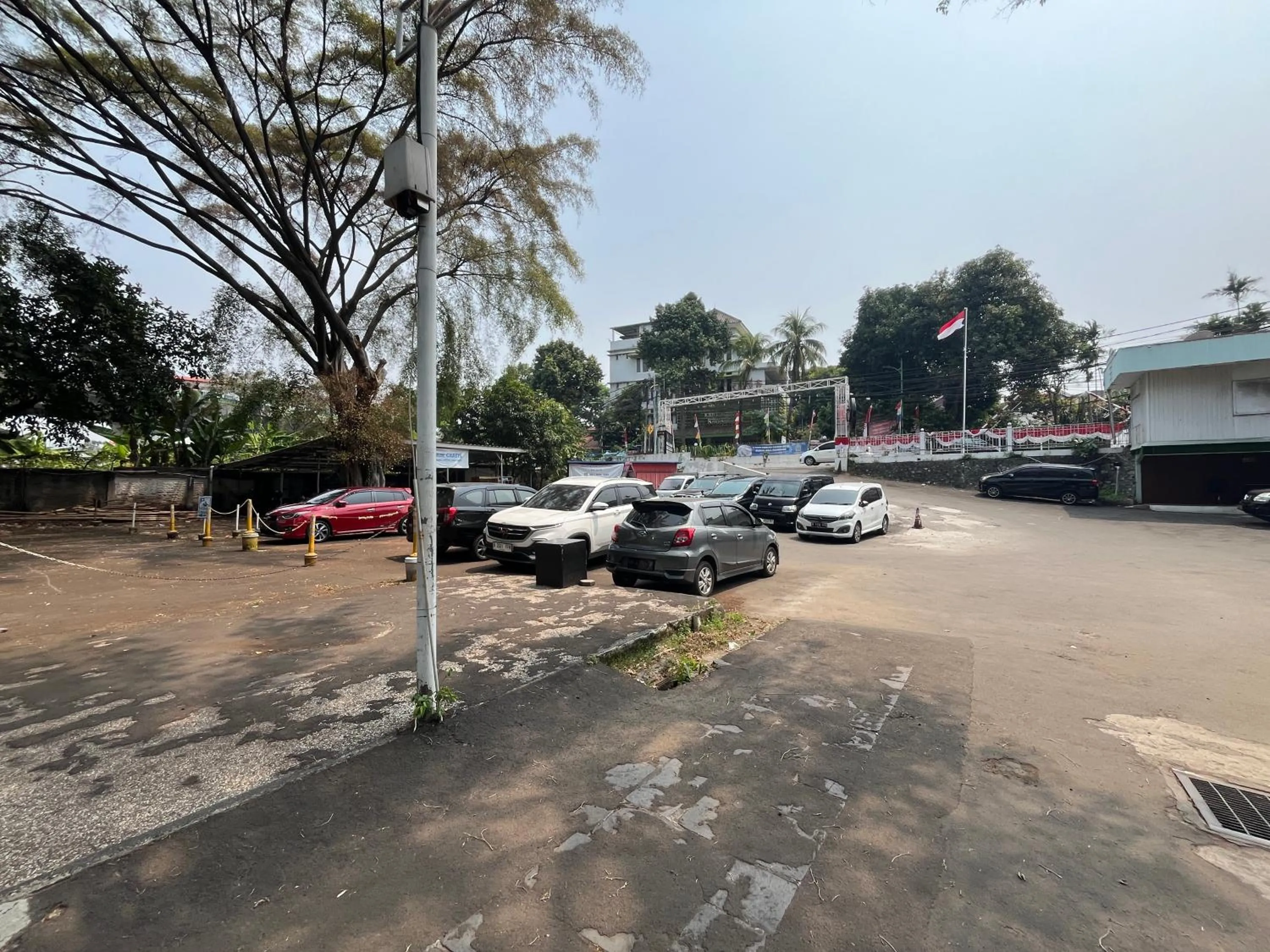 Parking in Hotel O Kebayoran
