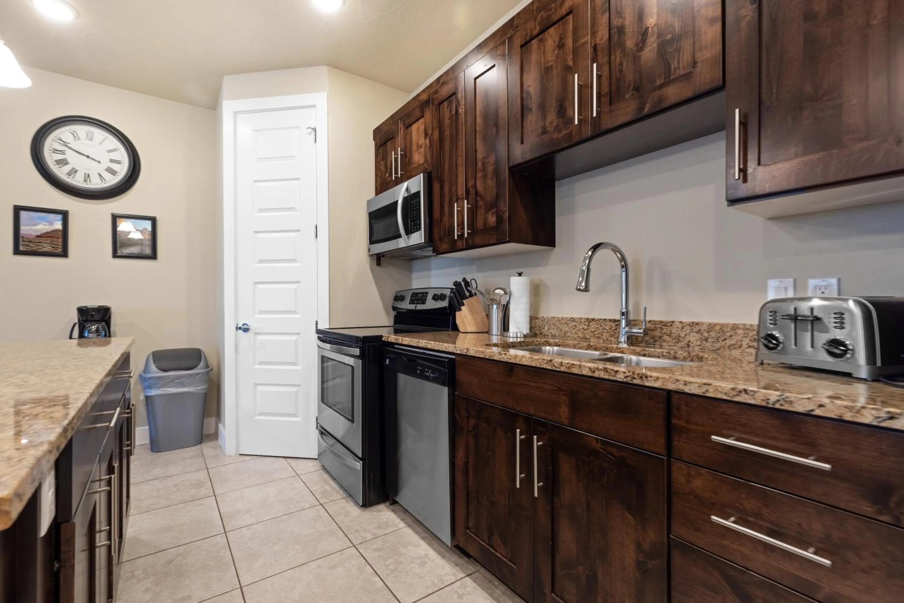 Coffee/tea facilities in Vacation Rentals at Sand Hollow Resort