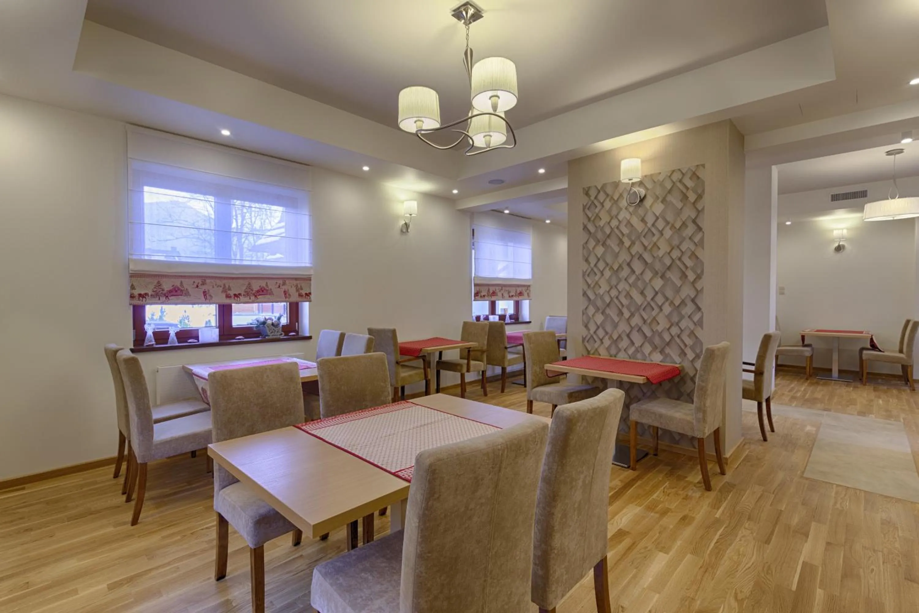 Buffet breakfast in Willa Kmicic