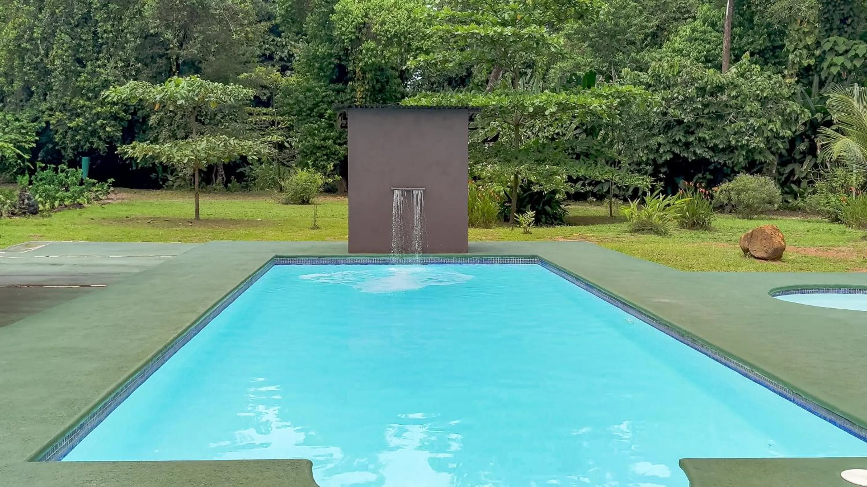Pool view in Gran Gavilán del Sarapiquí Lodge