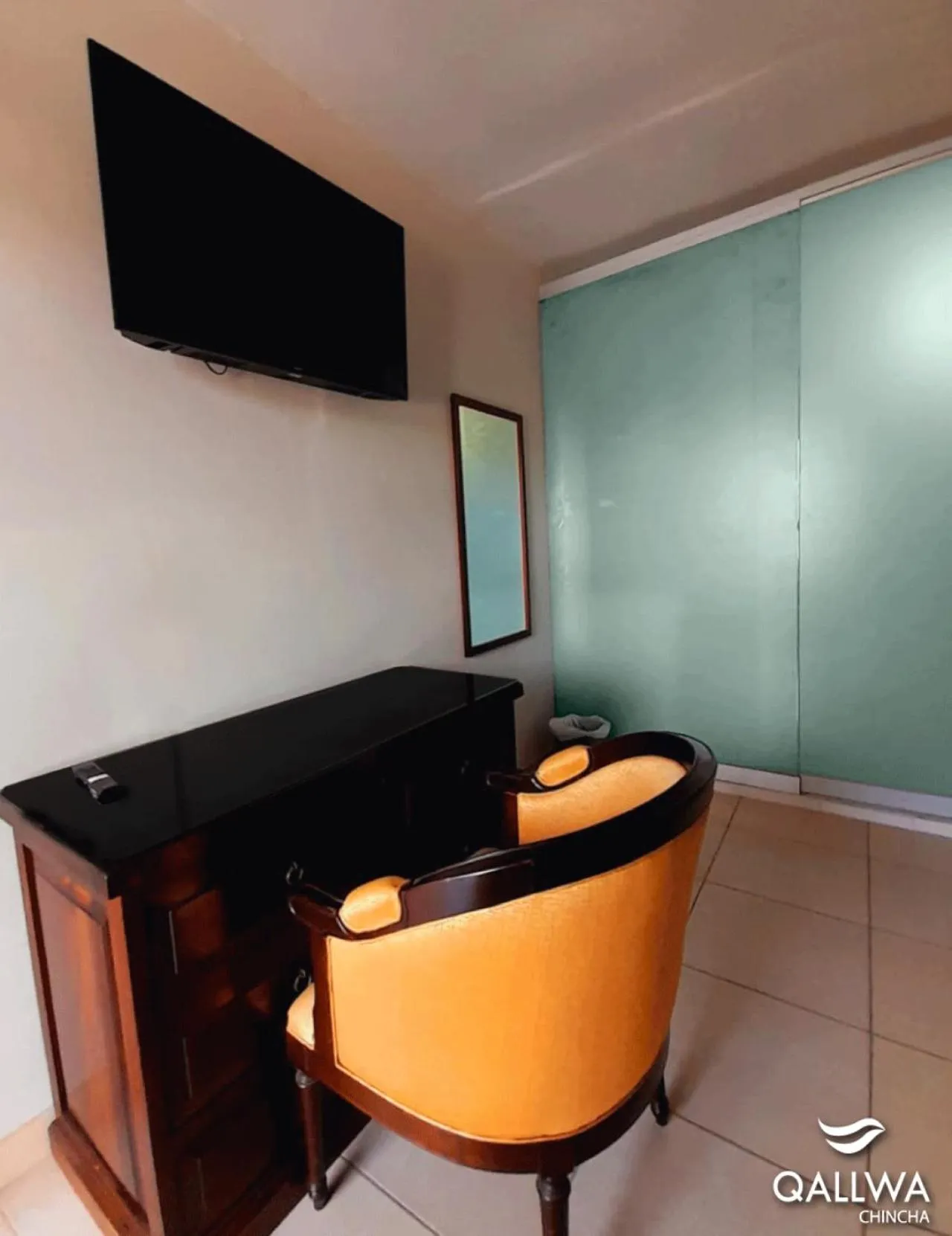 TV and multimedia in Qallwa Chincha