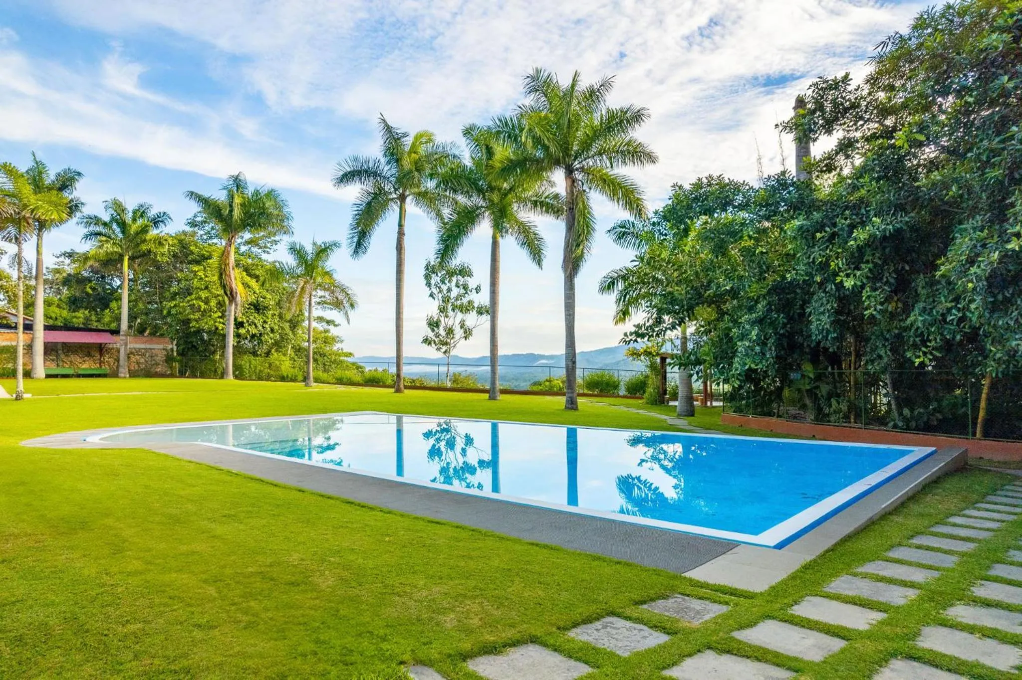 Swimming pool in Altavista Casahotel - Asociado Casa Andina