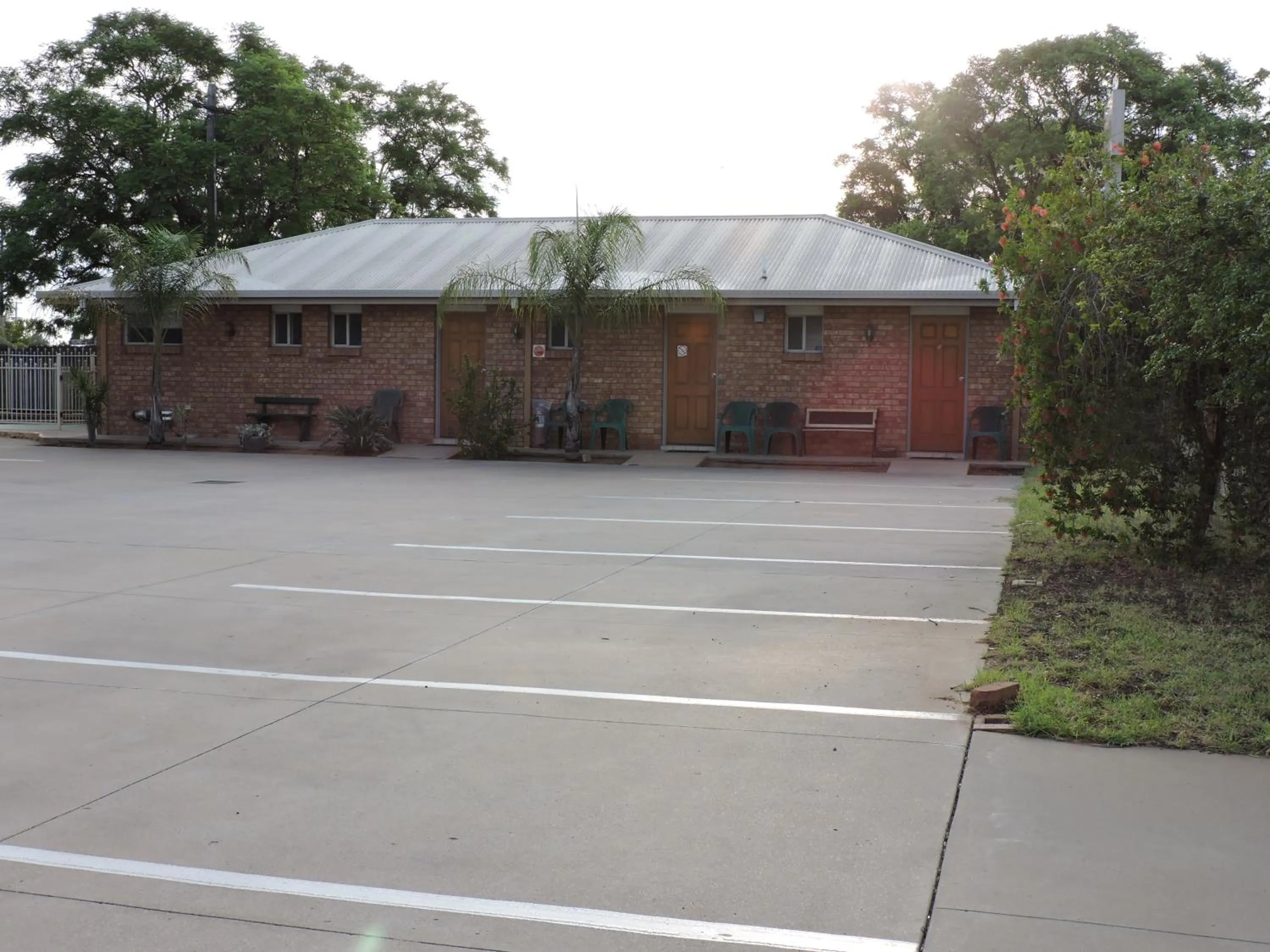 Property building in Red Cliffs Colonial Motor Lodge, Mildura Region