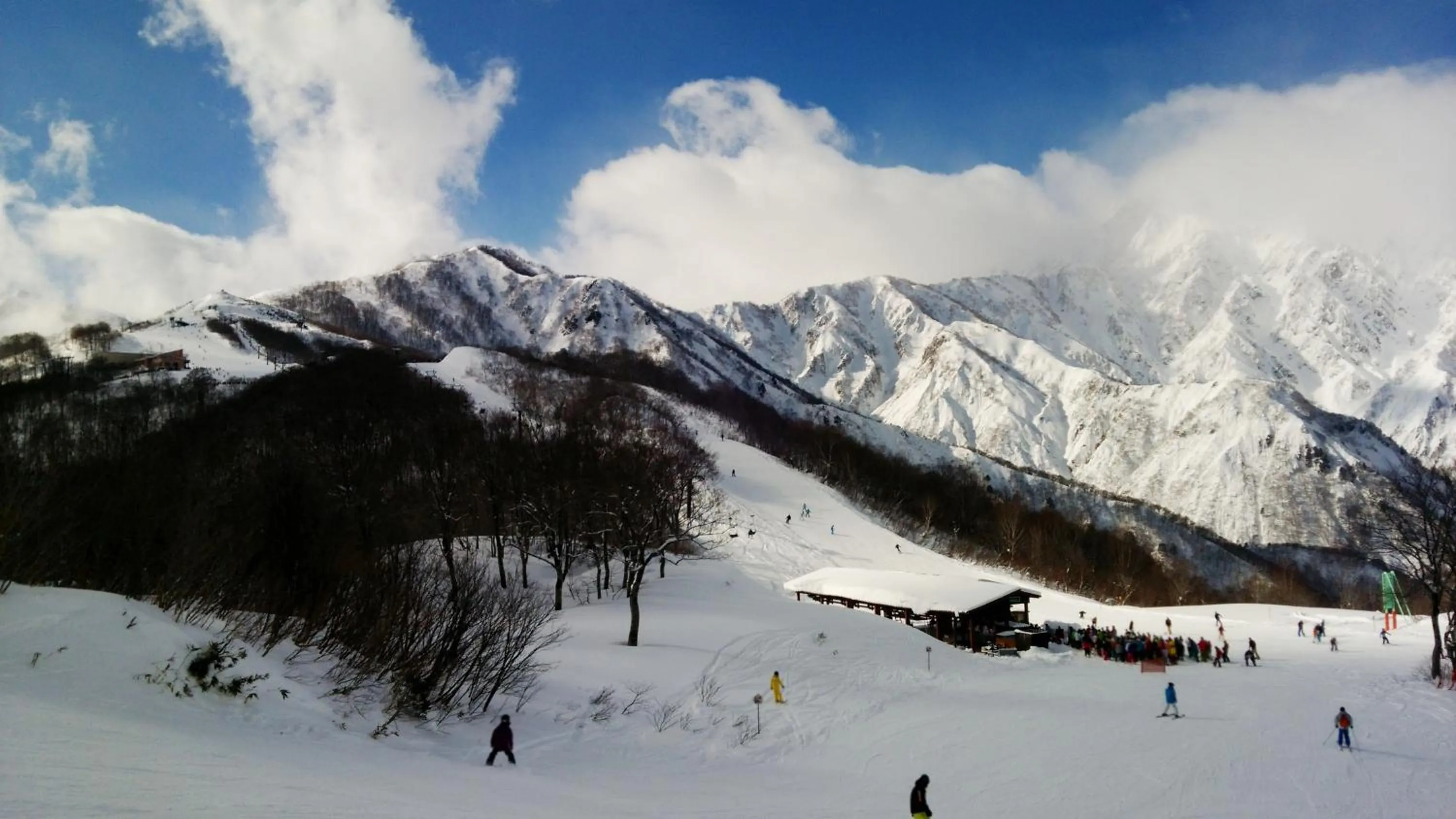 Winter in Pals Inn Raicho