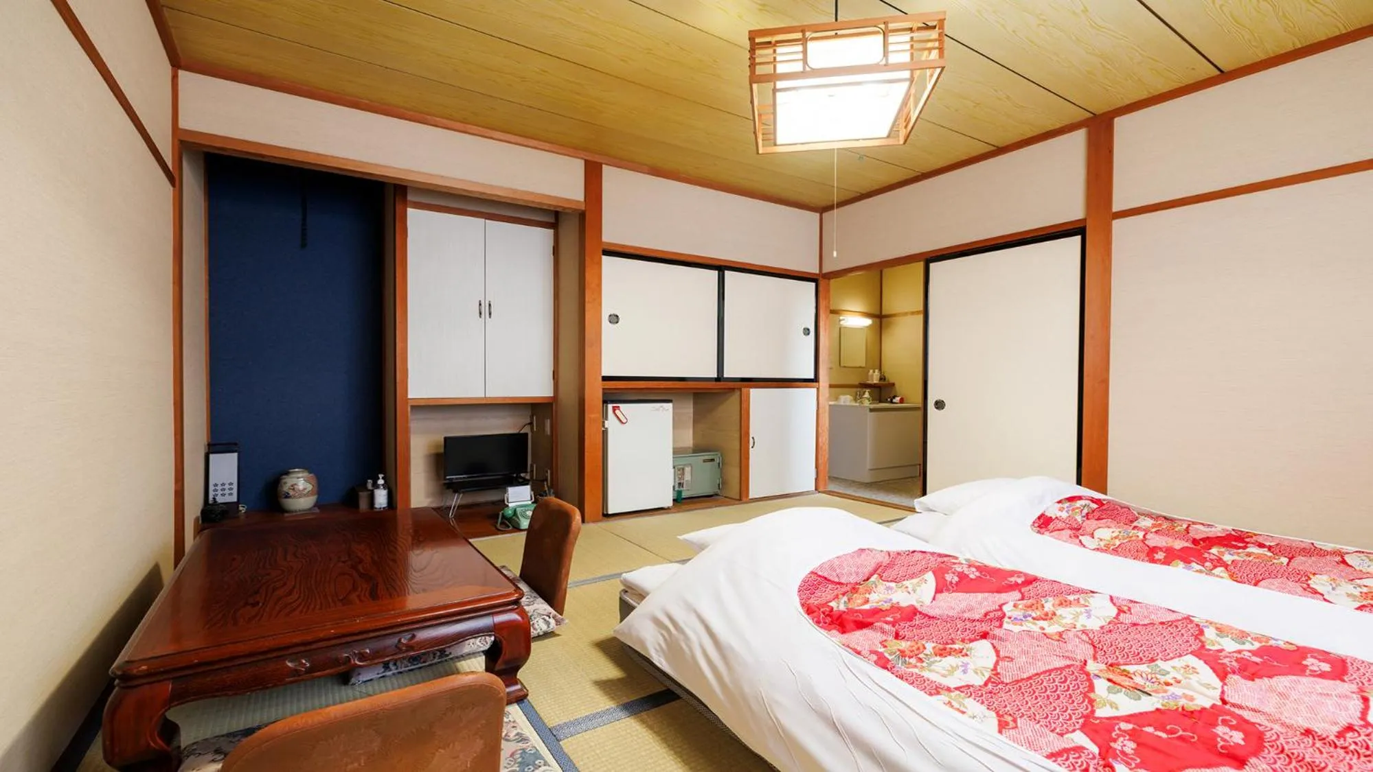 Photo of the whole room, Bed in 緑風苑 きよはる Ryokufuen Kiyoharu