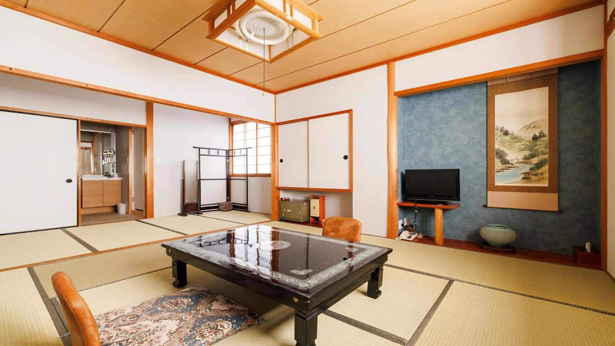 Photo of the whole room in 緑風苑 きよはる Ryokufuen Kiyoharu