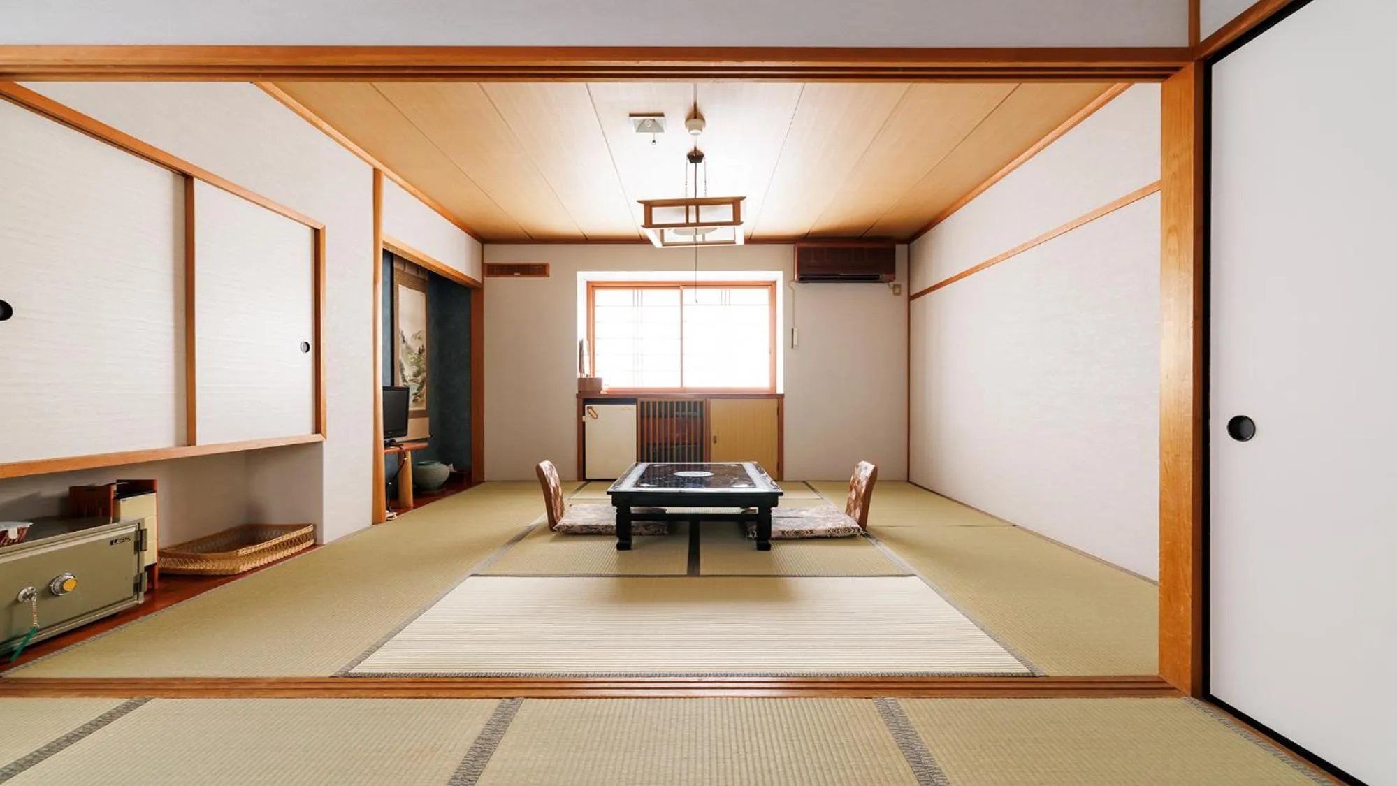 Photo of the whole room in 緑風苑 きよはる Ryokufuen Kiyoharu