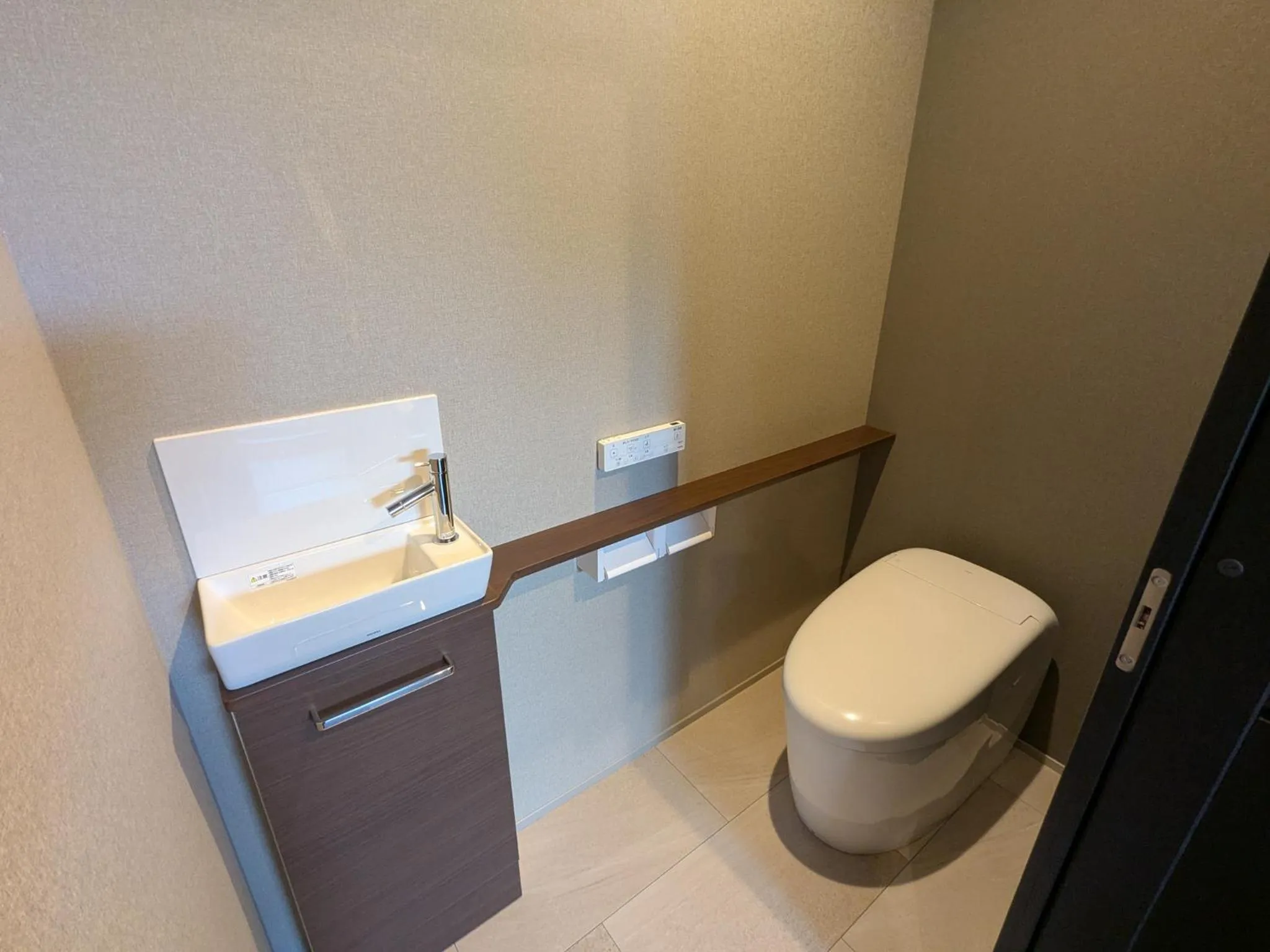 Photo of the whole room in Tabist Ryokufuen Kiyoharu