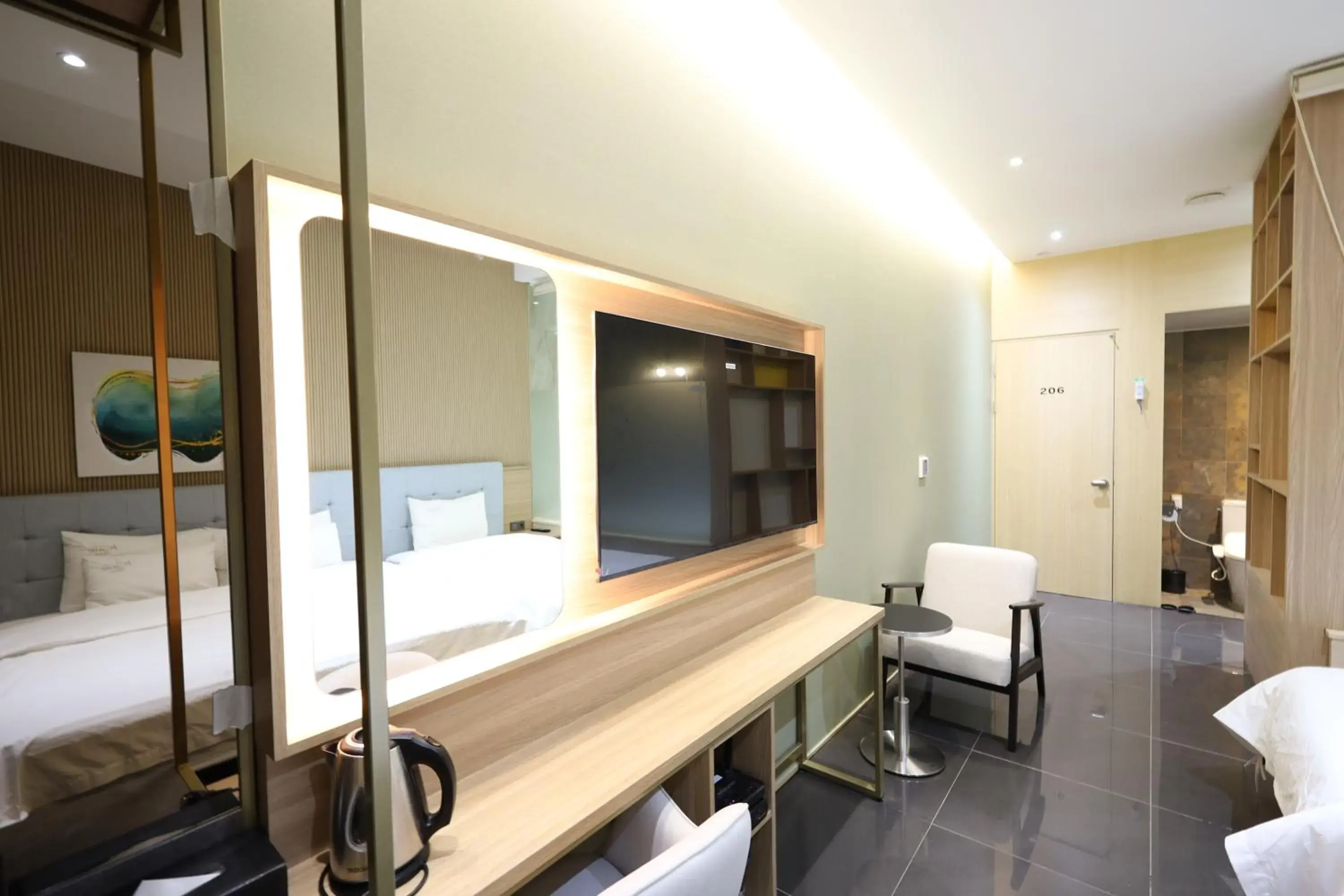 Photo of the whole room, Bed in Almond Hotel Busan Station Photo of the whole room, Bed in Almond Hotel Busan Station