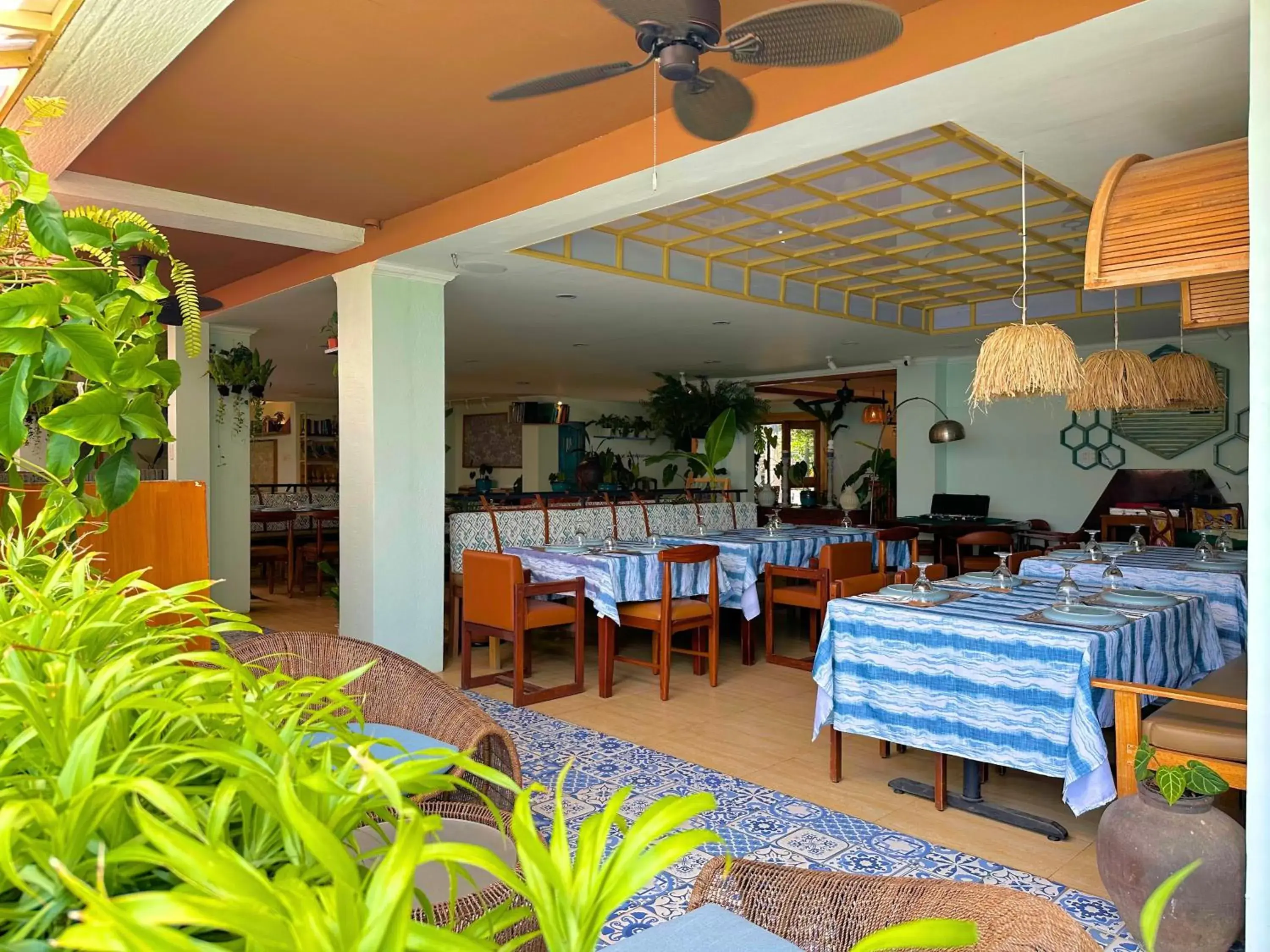 Restaurant/places to eat in Cabins by Eco Hotels Restaurant/places to eat in Cabins by Eco Hotels