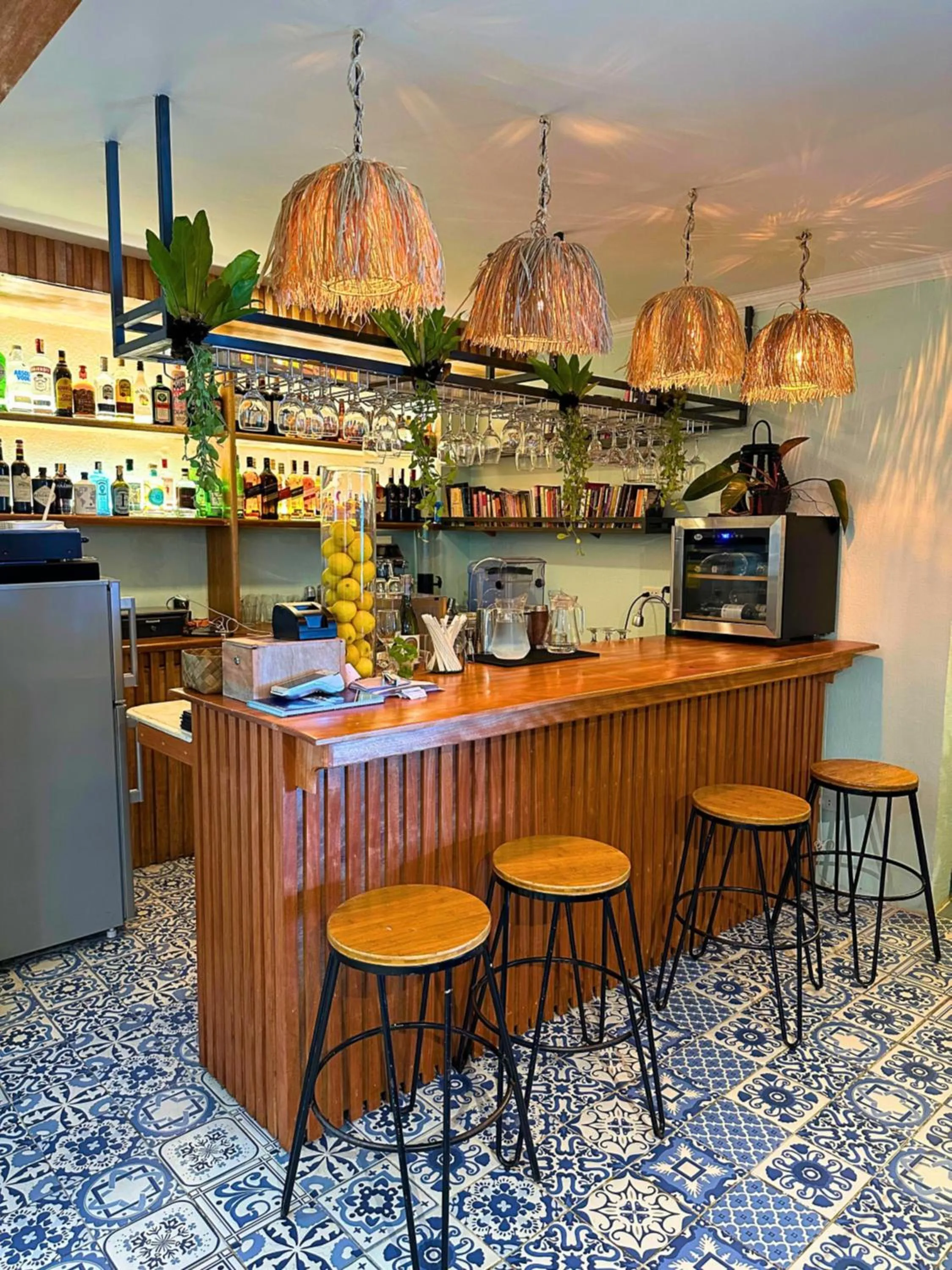 Restaurant/places to eat in Cabins by Eco Hotels