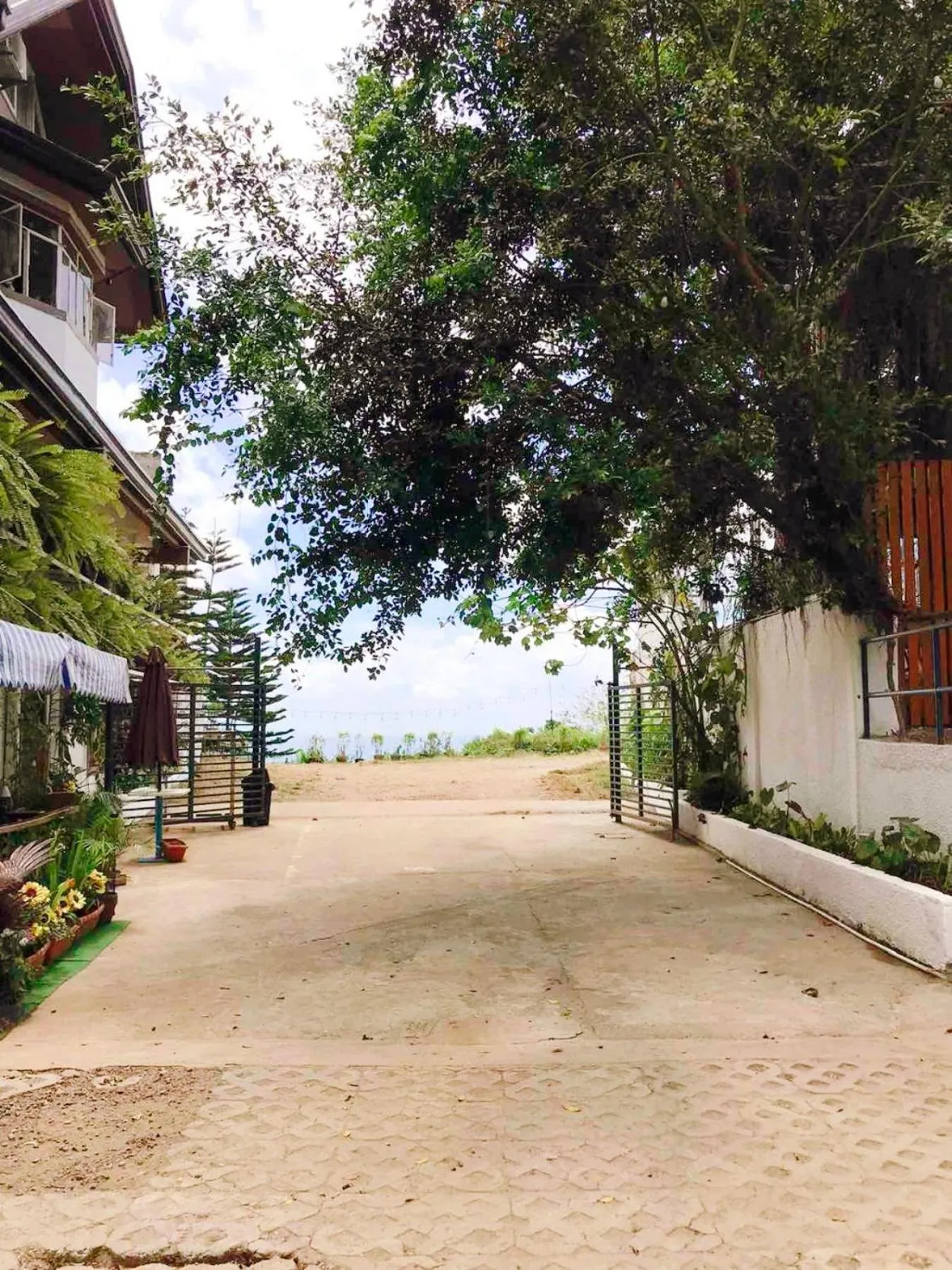 Parking in Cabins by Eco Hotels