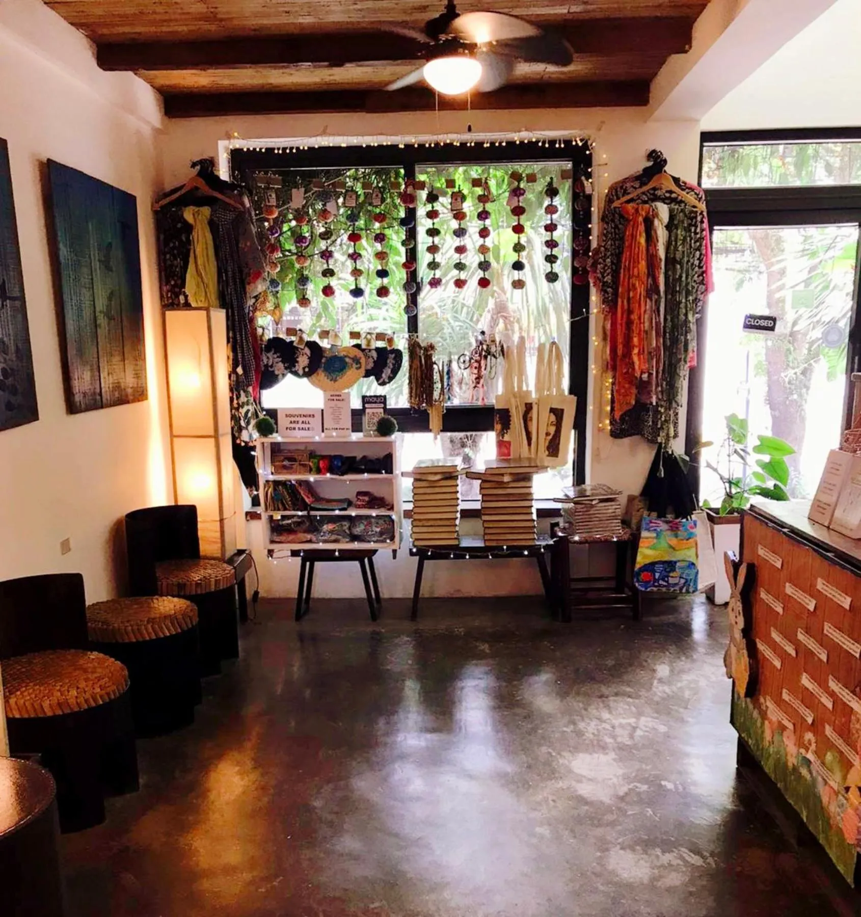 Lobby or reception in Cabins by Eco Hotels