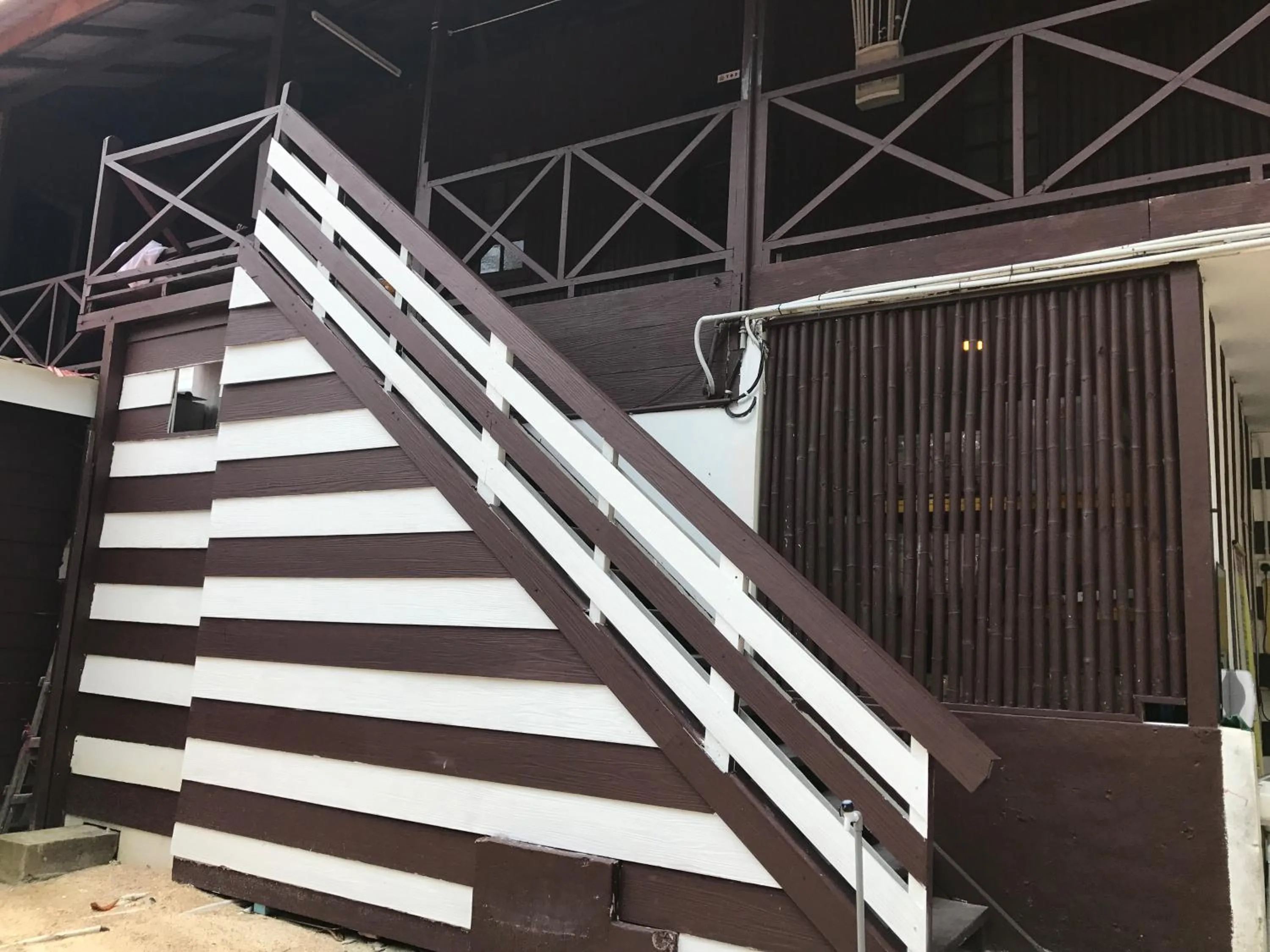 The Barat Perhentian