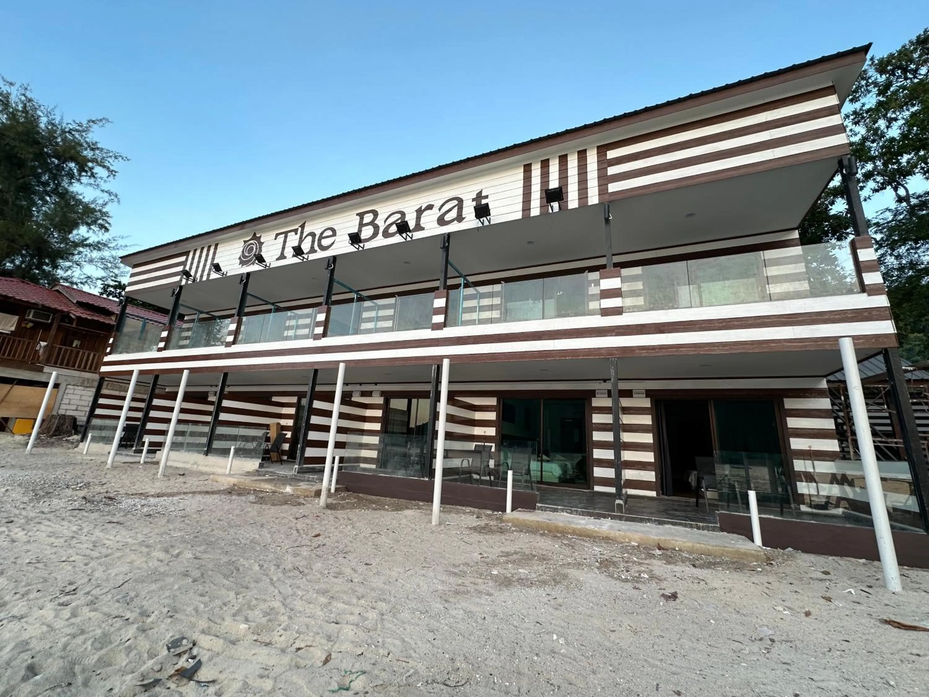 The Barat Perhentian