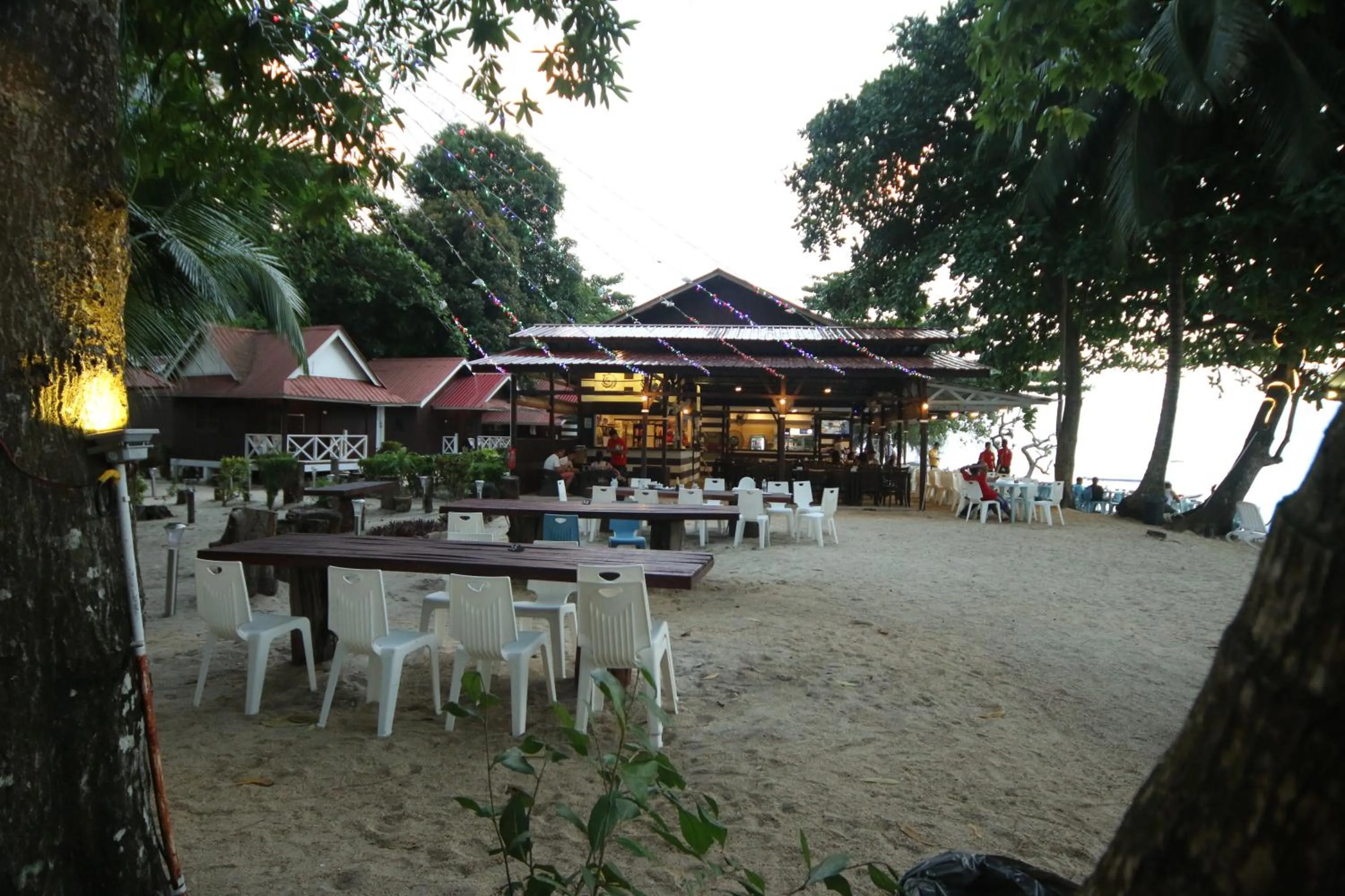 Restaurant/places to eat in The Barat Perhentian