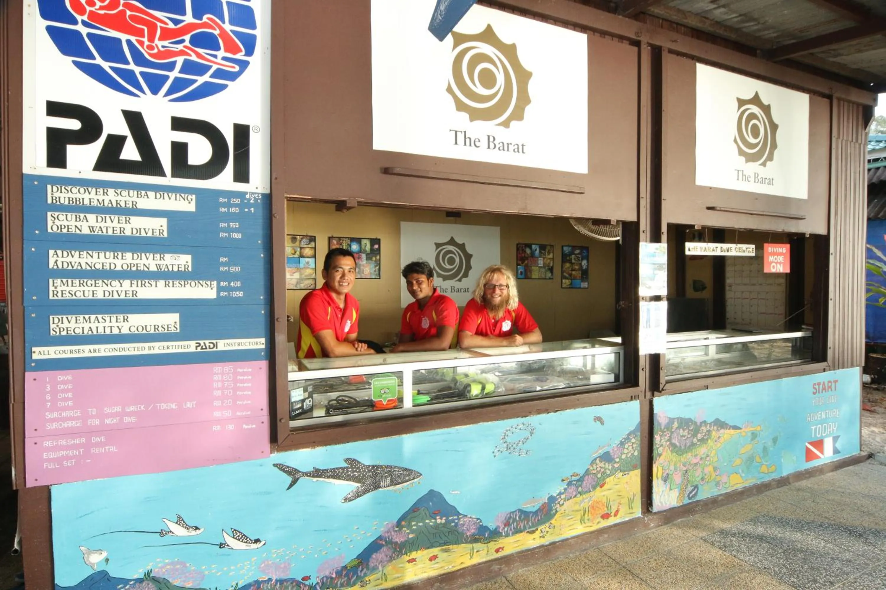On-site shops in The Barat Perhentian