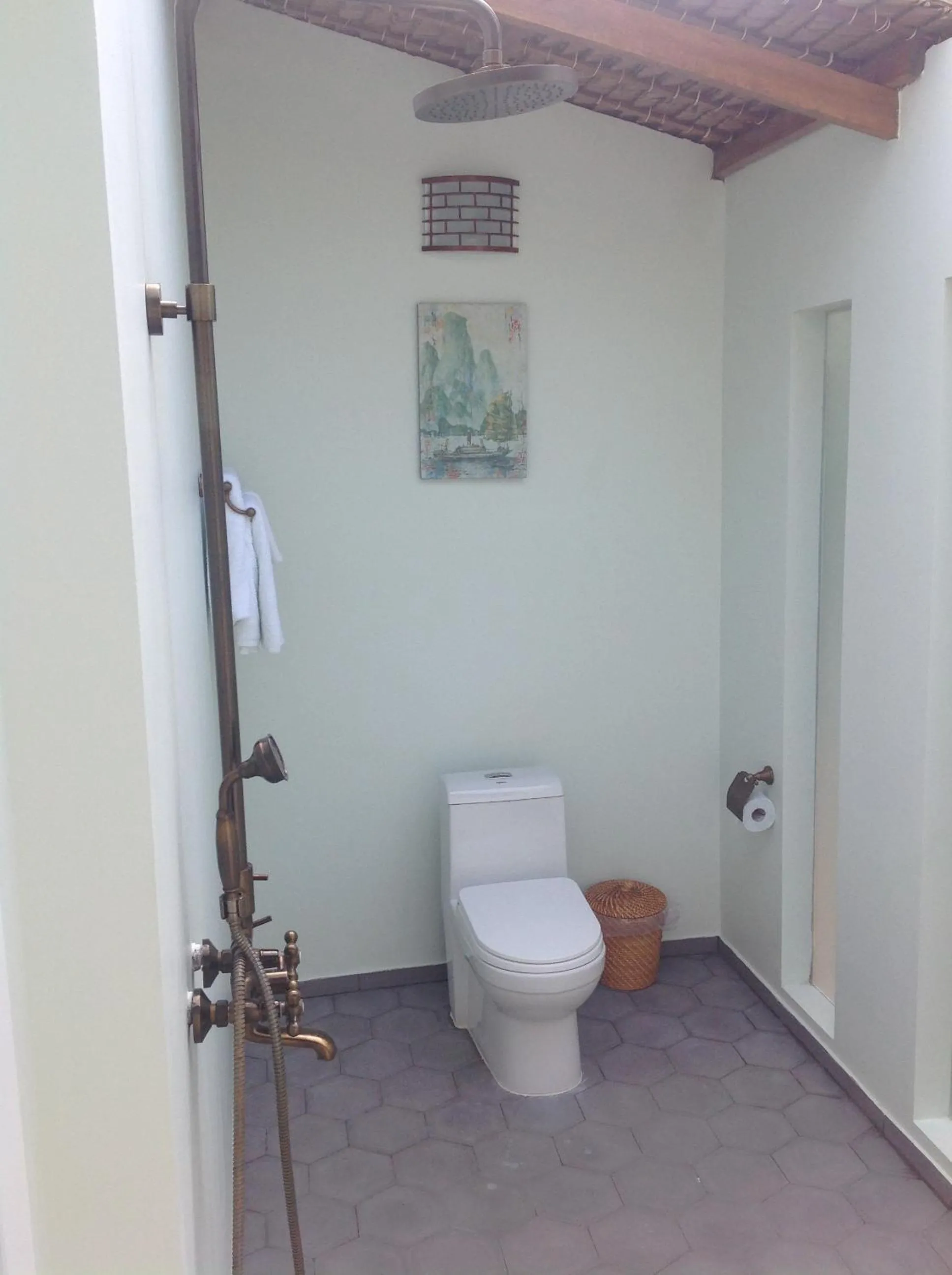 Bathroom in The Durian Lodge at Mekong