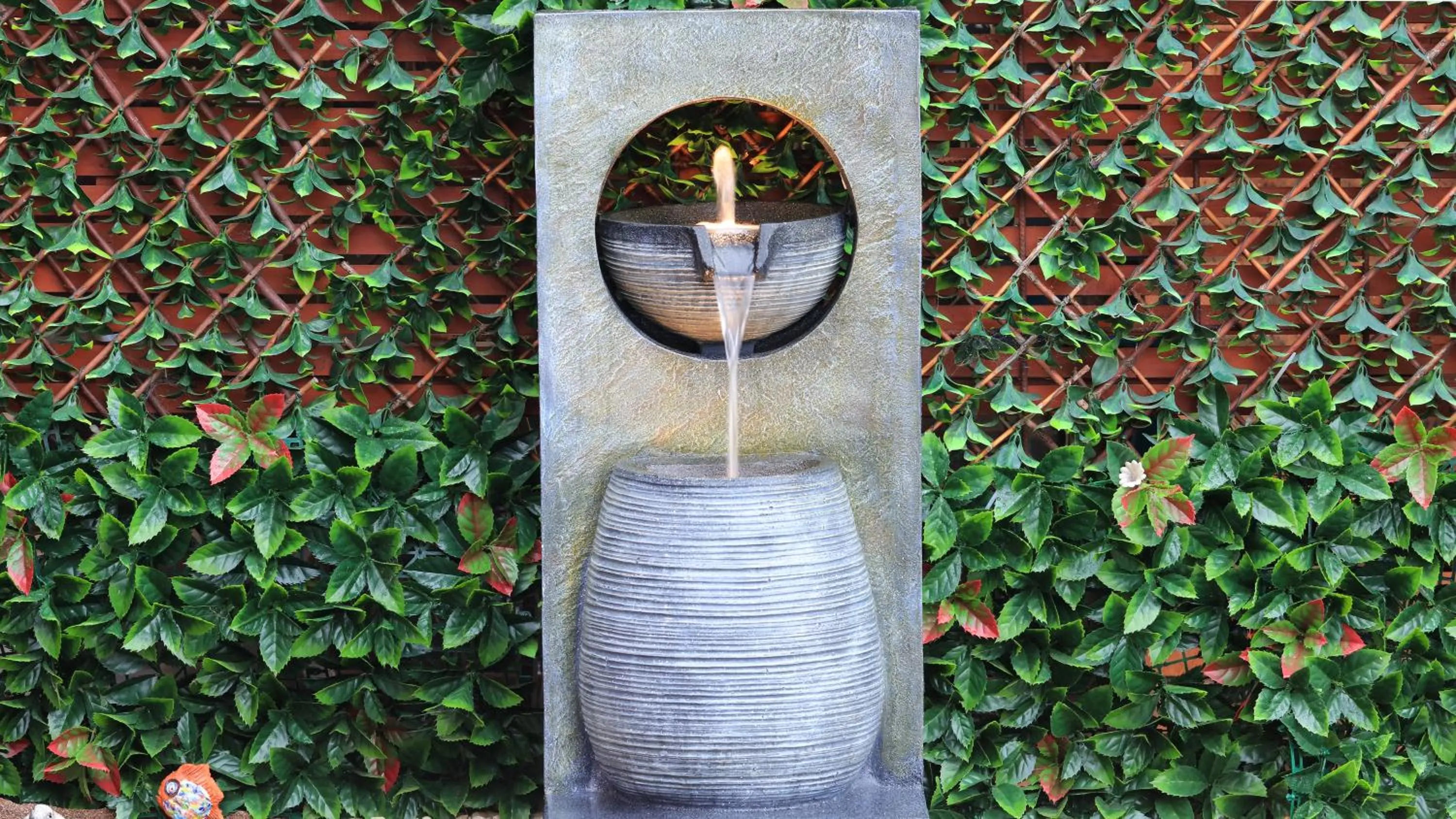 Decorative detail in The Cottage Motor Inn Albury CBD